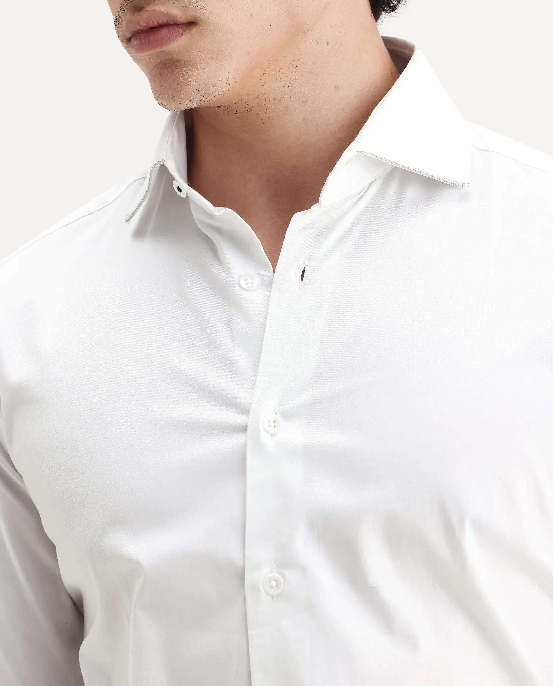 Rare Rabbit Men's Dario White Cotton Plain Regular Fit Full Sleeve Collared Shirt - Image 3