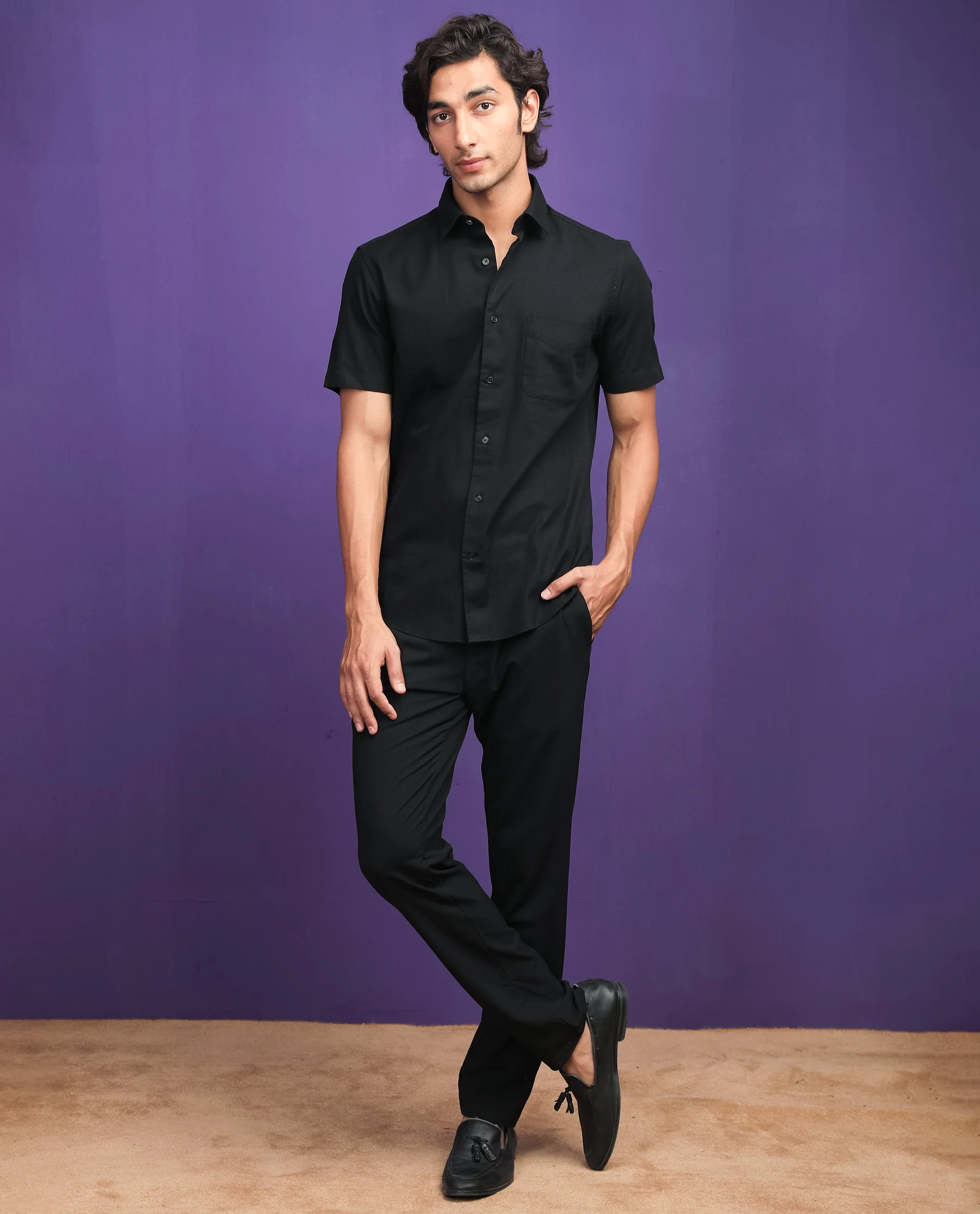 Rare Rabbit Men's Darwin - Black Cotton Plain Regular Fit Half Sleeve Collared Shirt - Image 2