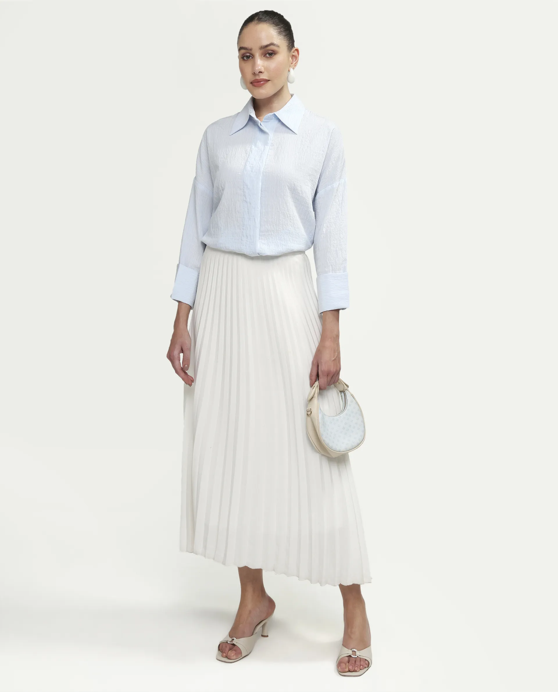 Rareism Women's Davi Light Blue Viscose Blend Full Sleeve Collared Relaxed Plain Shirt - Image 2