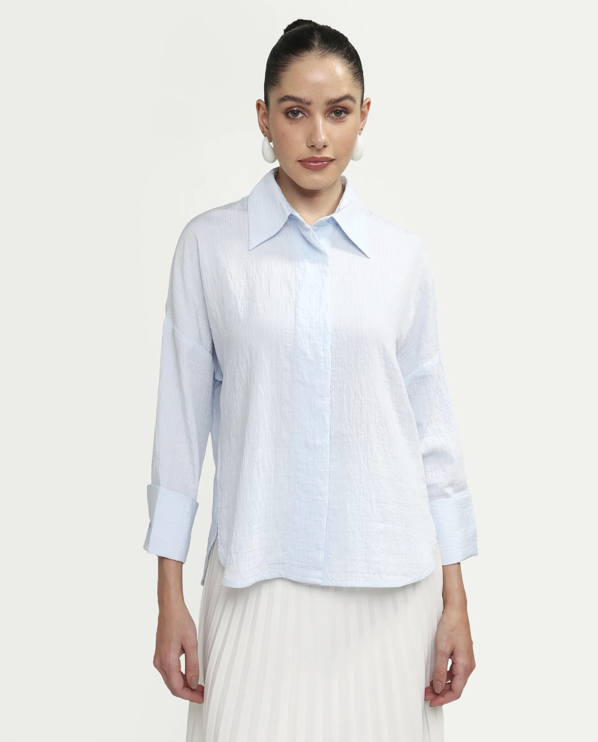 Rareism Women's Davi Light Blue Viscose Blend Full Sleeve Collared Relaxed Plain Shirt - Image 3