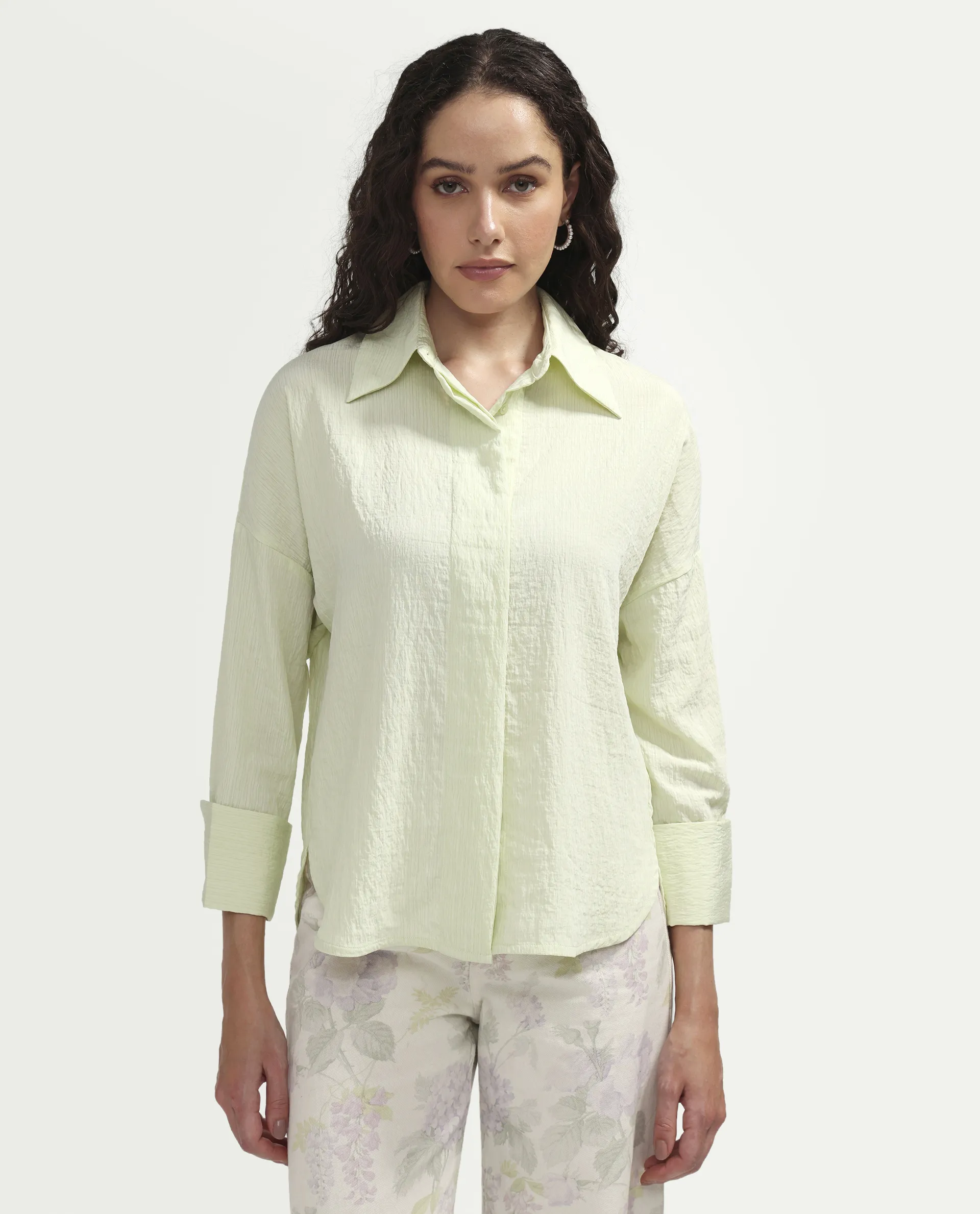 Rareism Women's Davi Light Green Viscose Blend Full Sleeve Collared Relaxed Plain Shirt - Image 4