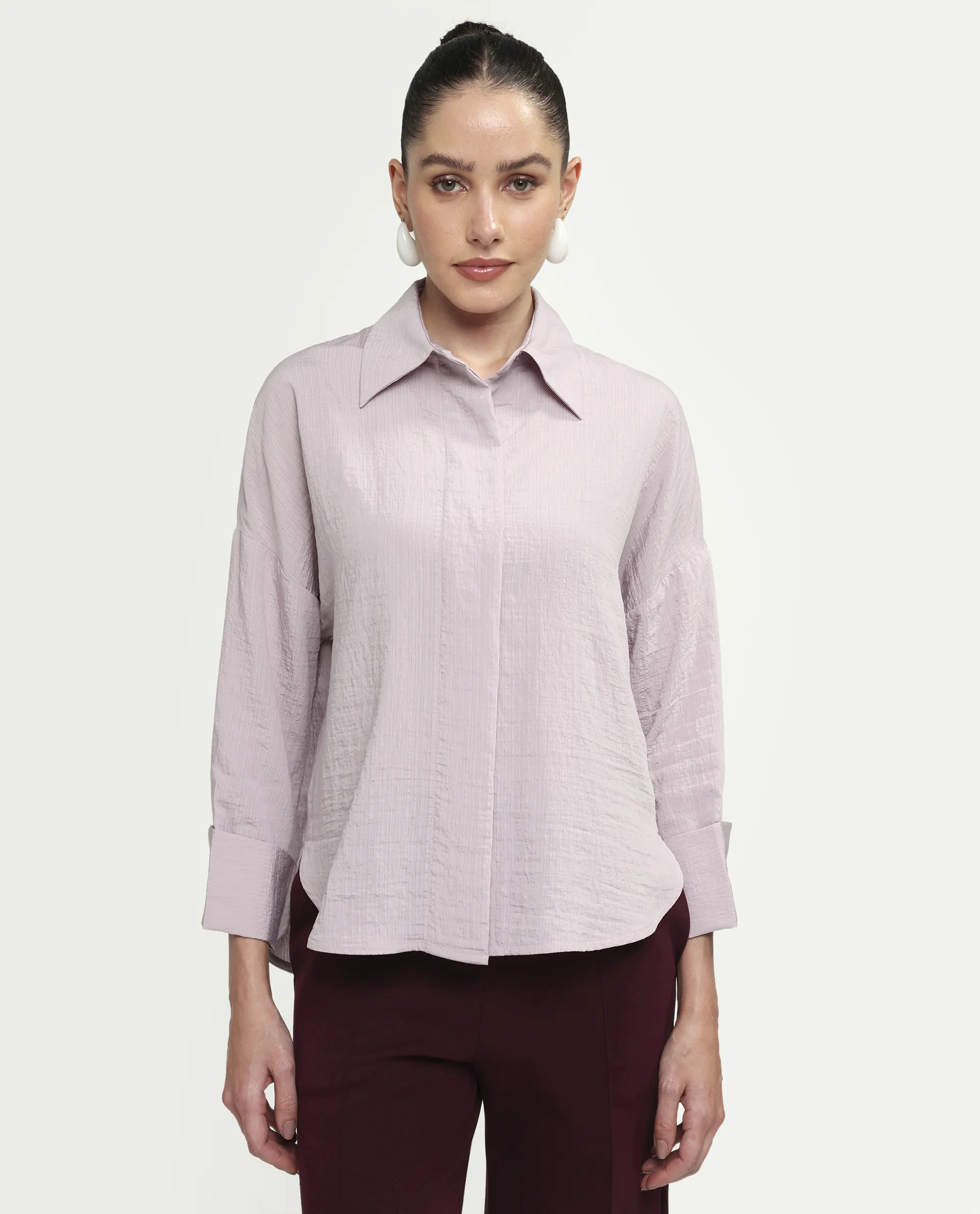 Rareism Women's Davi Light Green Viscose Blend Full Sleeve Collared Relaxed Plain Shirt - Image 3