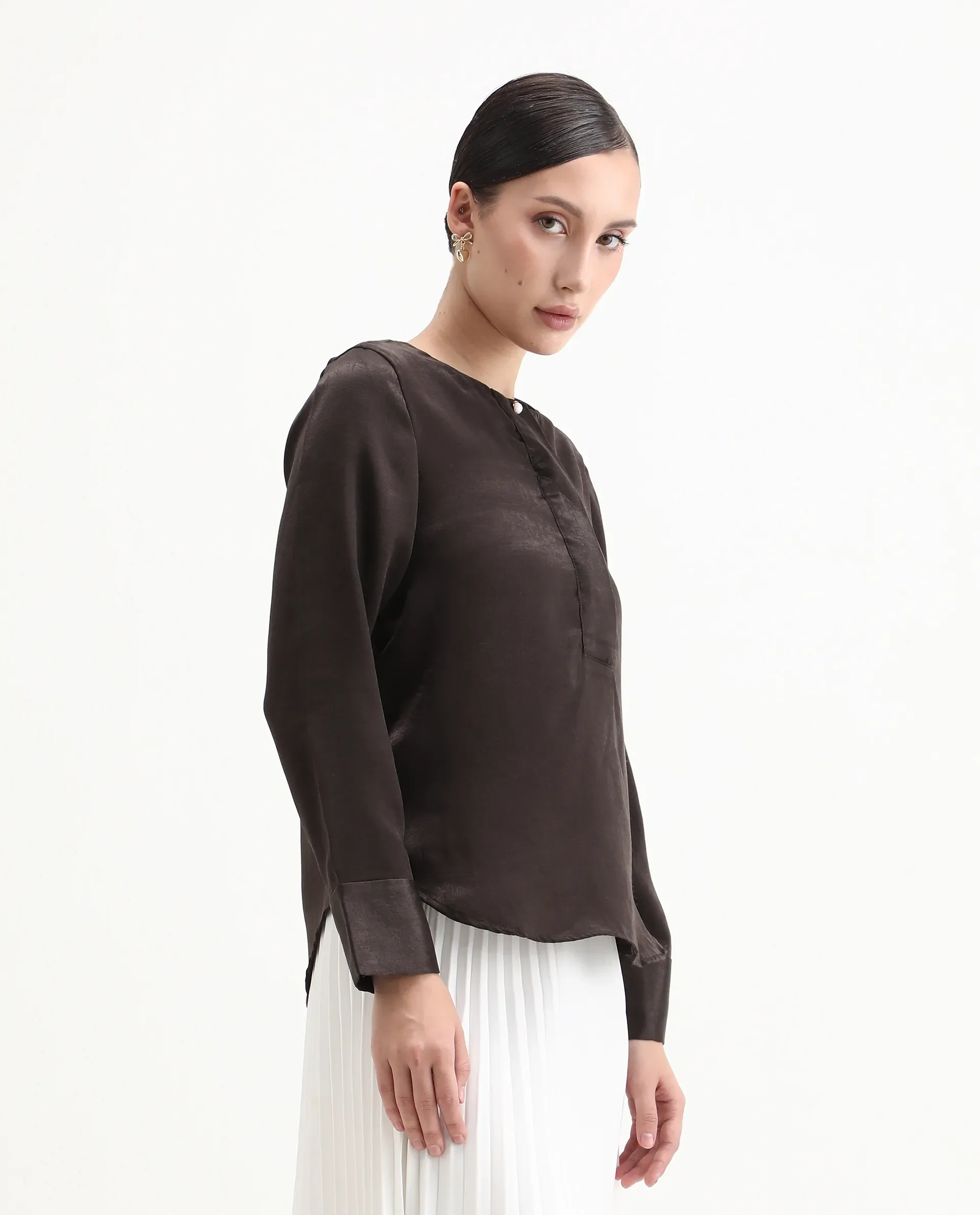 Rareism Women's Daxzo Brown Velvet Crew Neck Plain Relaxed Fit Top - Image 6