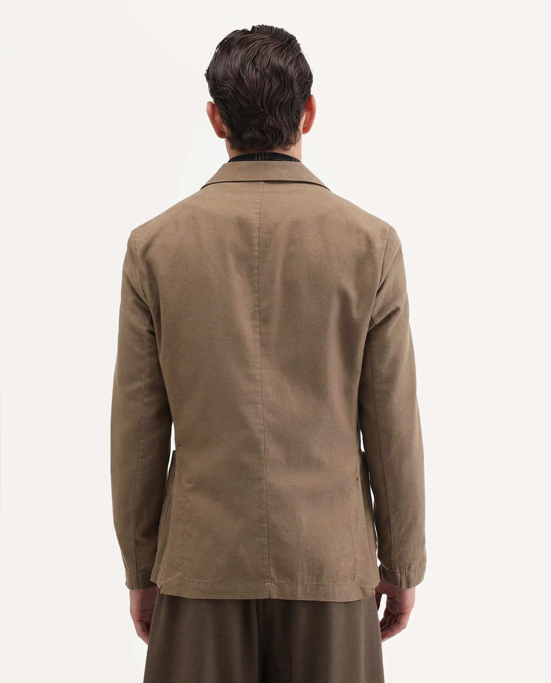 Rare Rabbit Men's Deb Khaki Linen Blend Fabric Lapel Neck Tailored Fit Plain Blazer - Image 7