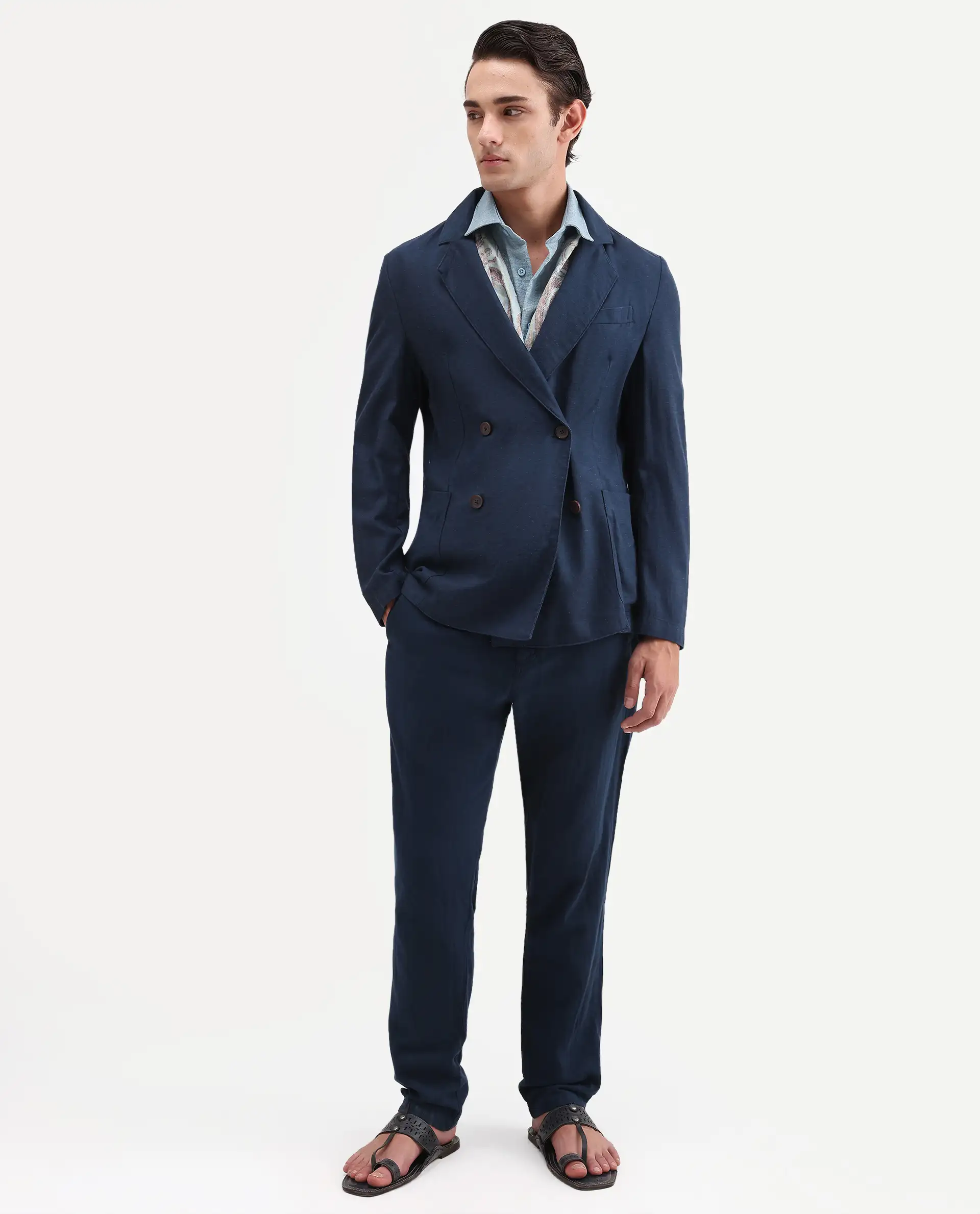 Rare Rabbit Men's Deb Navy Linen Blend Fabric Lapel Neck Tailored Fit Plain Blazer - Image 2