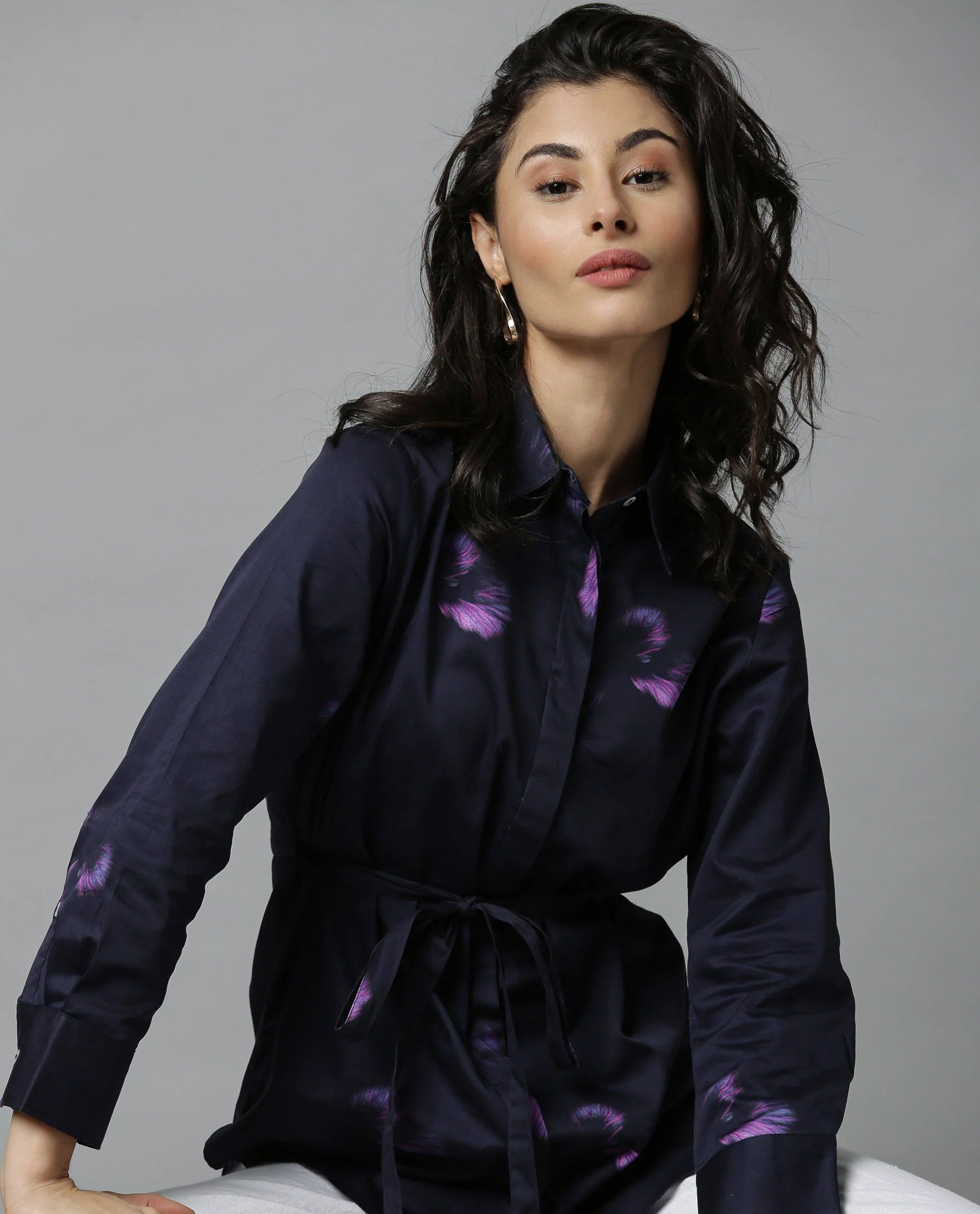 Rareism Women Demi Navy Top Full Sleeves Printed - Image 2