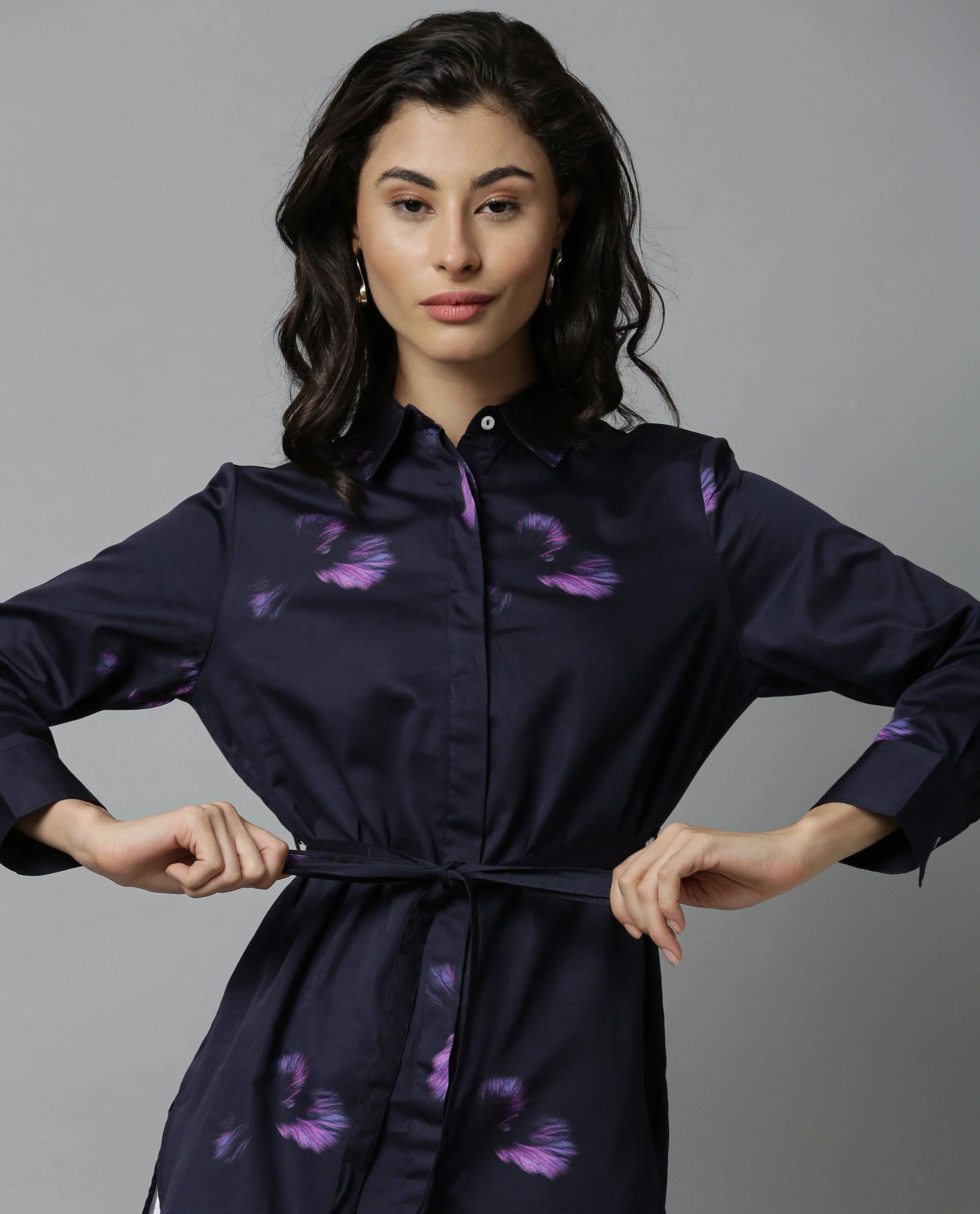 Rareism Women Demi Navy Top Full Sleeves Printed - Image 4
