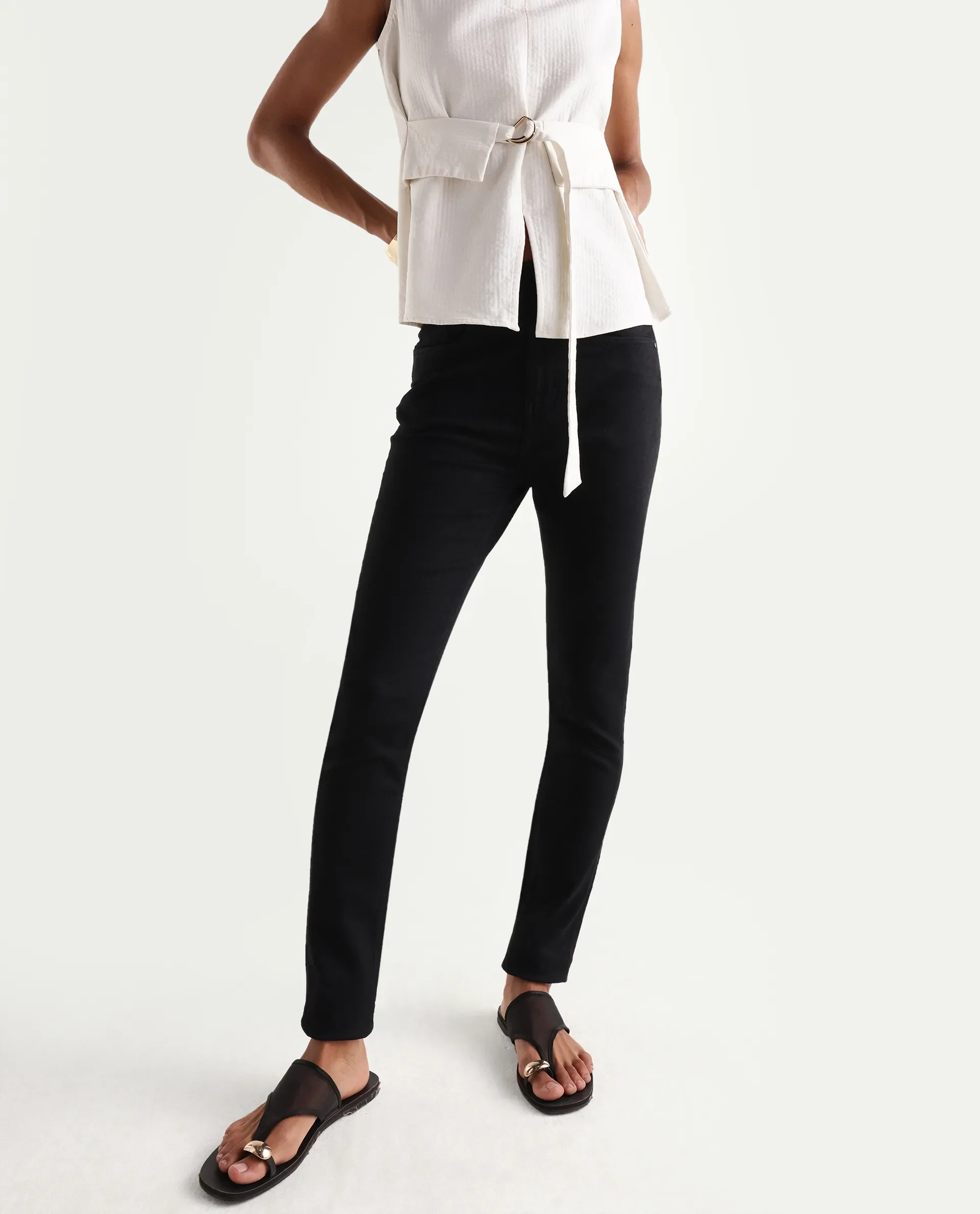 Rareism Women's Dengo Black Cotton Blend Skinny Plain Jeans - Image 2