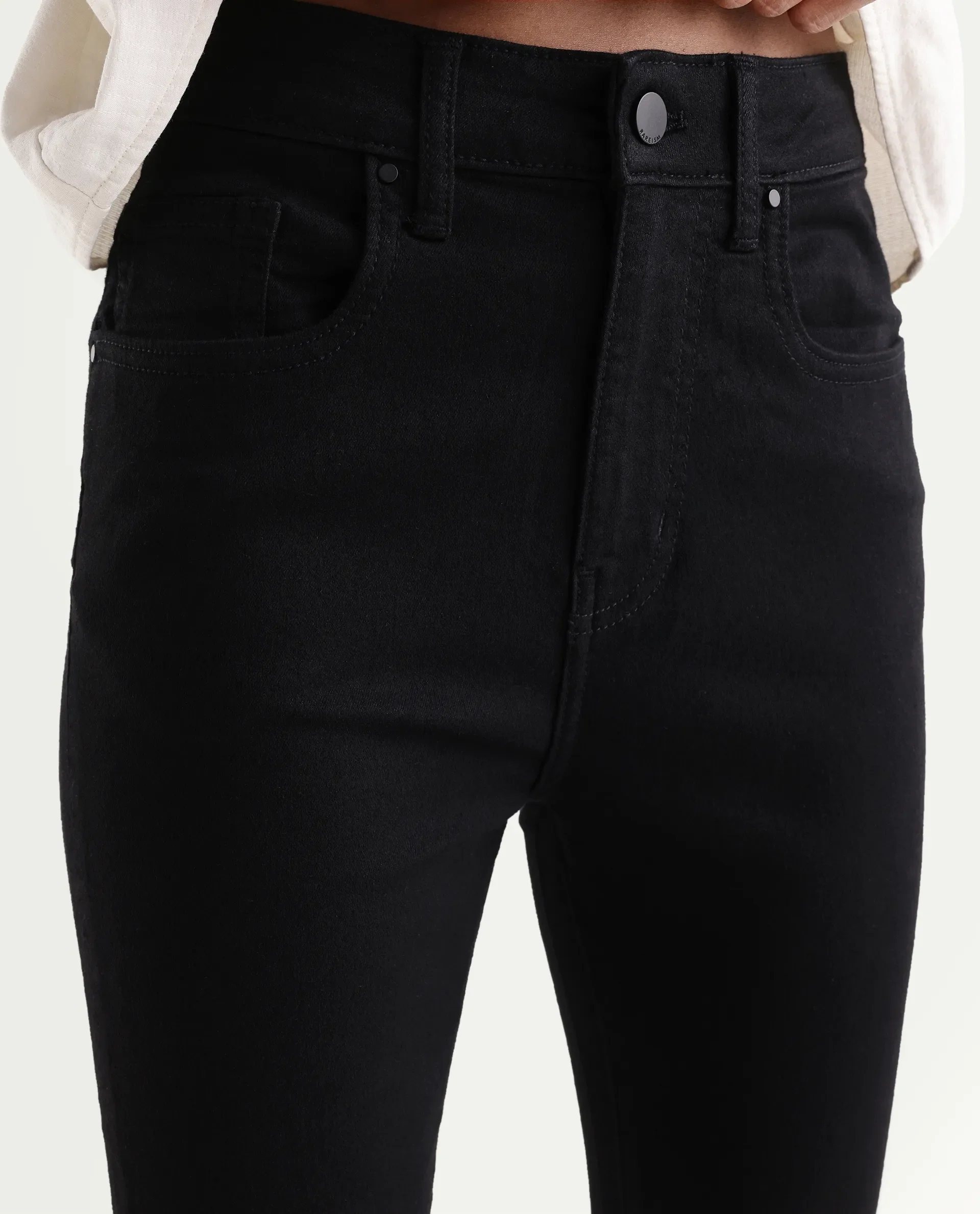 Rareism Women's Dengo Black Cotton Blend Skinny Plain Jeans - Image 4