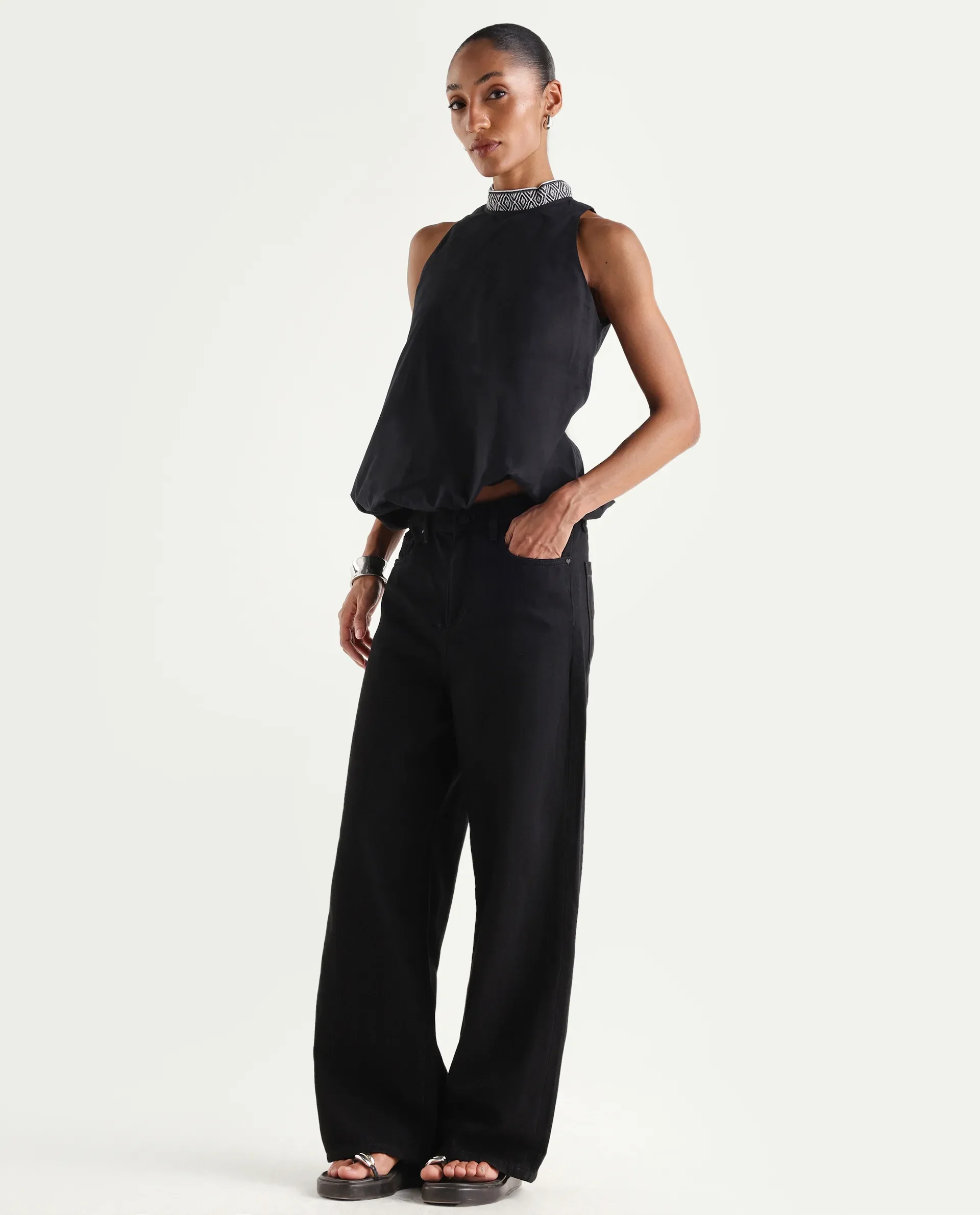Rareism Women's Denik Black Cotton Wide Plain Jeans - Image 5