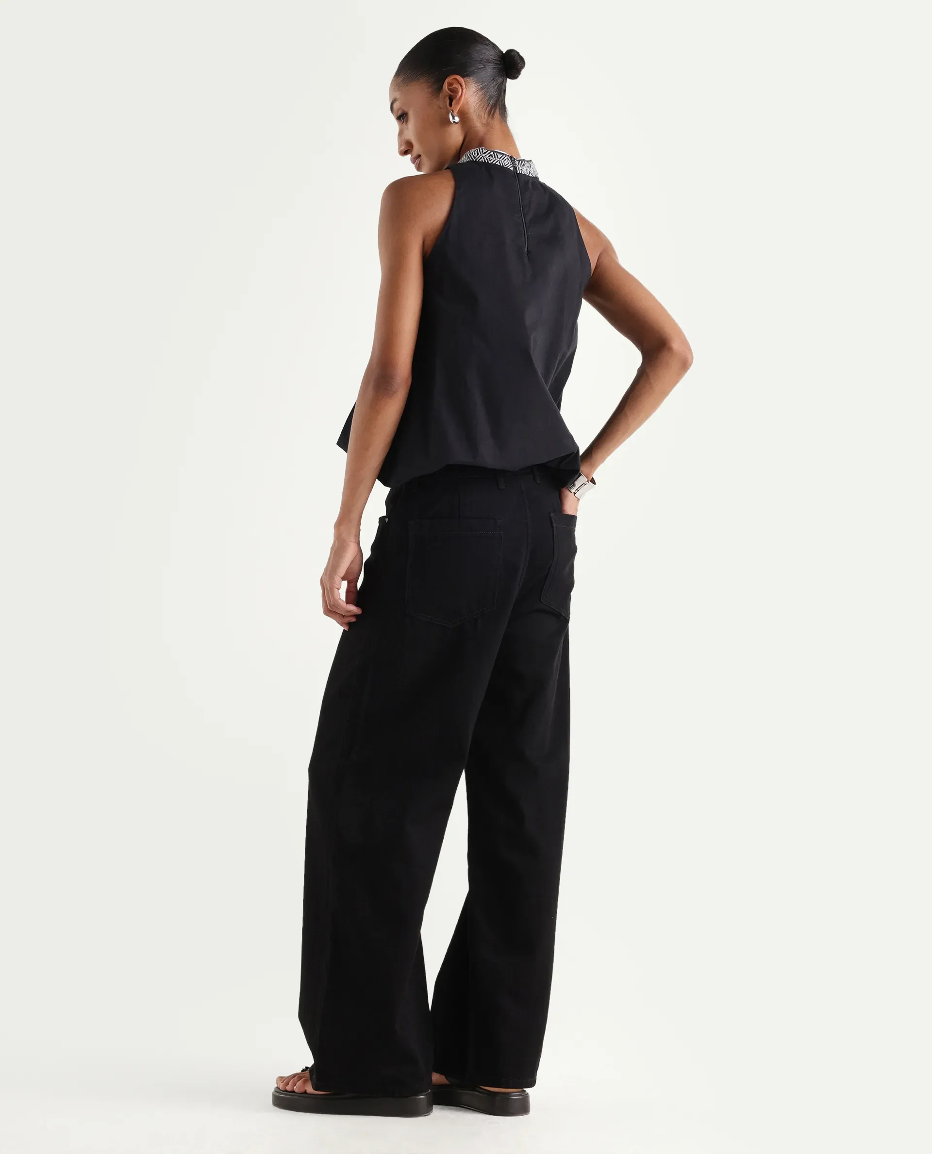 Rareism Women's Denik Black Cotton Wide Plain Jeans - Image 7