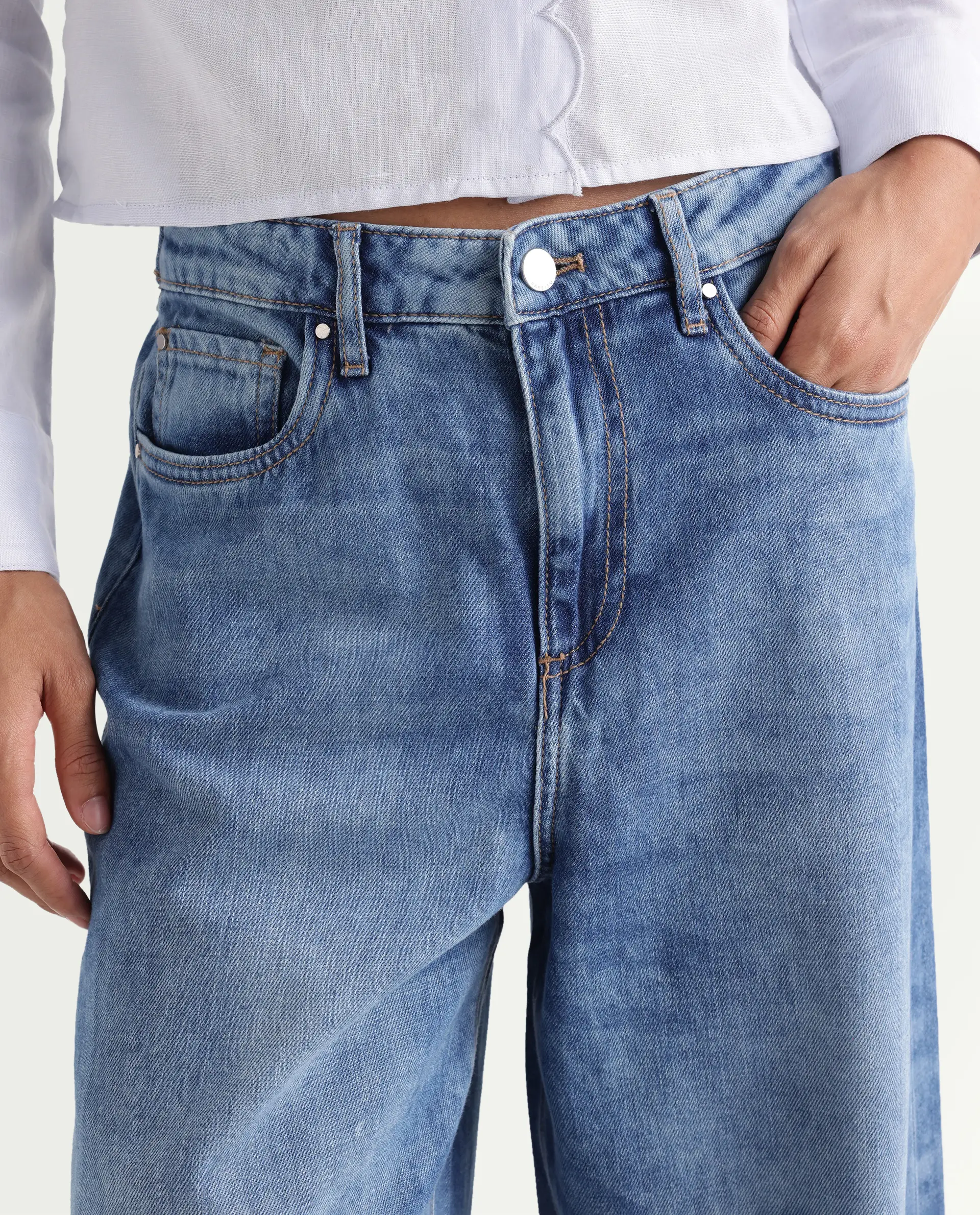 Rareism Women's Denil Light Blue Cotton Wide Leg Plain Jeans - Image 3
