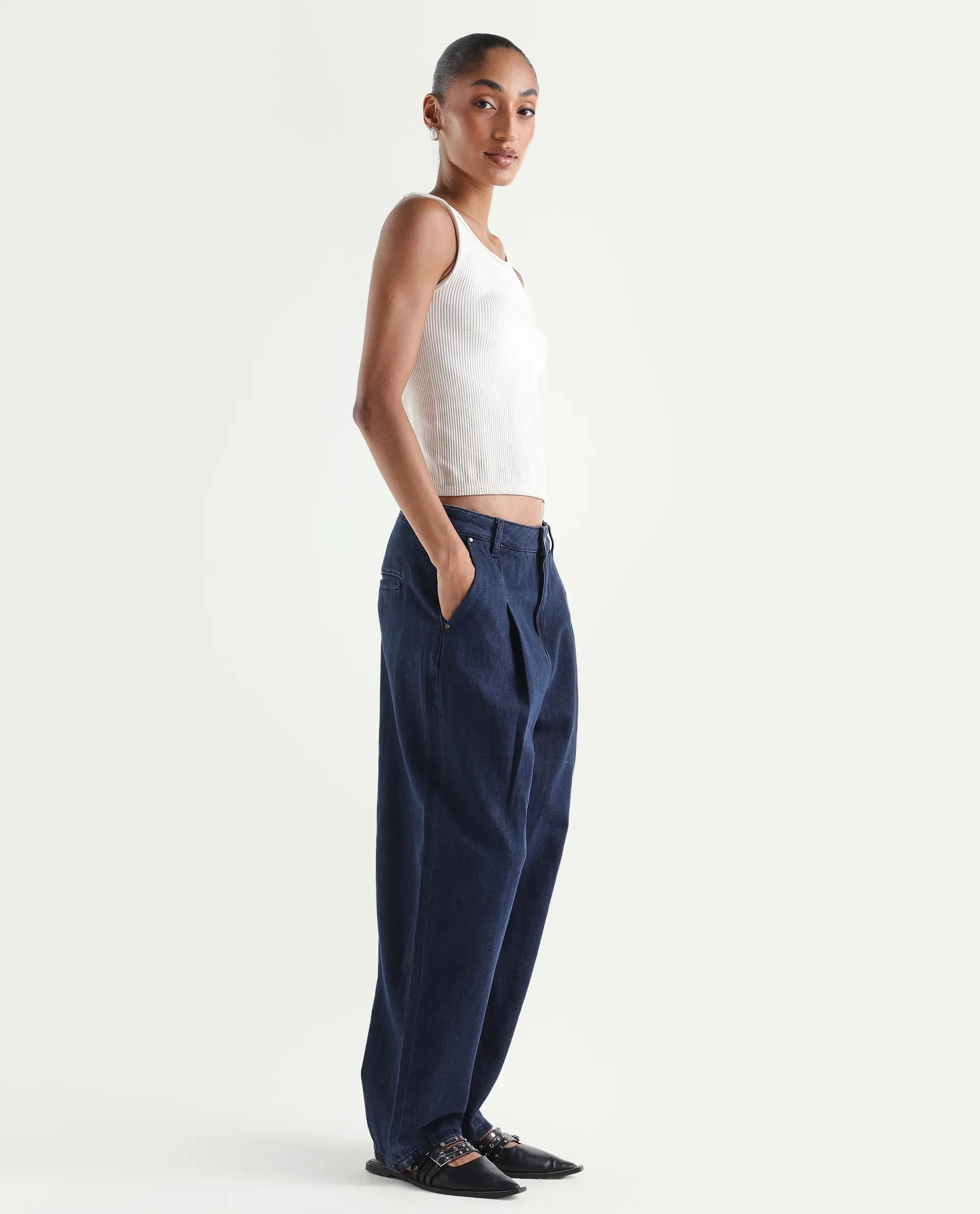 Rareism Women's Denop Dark Blue Cotton Tall Barrel Fit Plain Jeans - Image 6