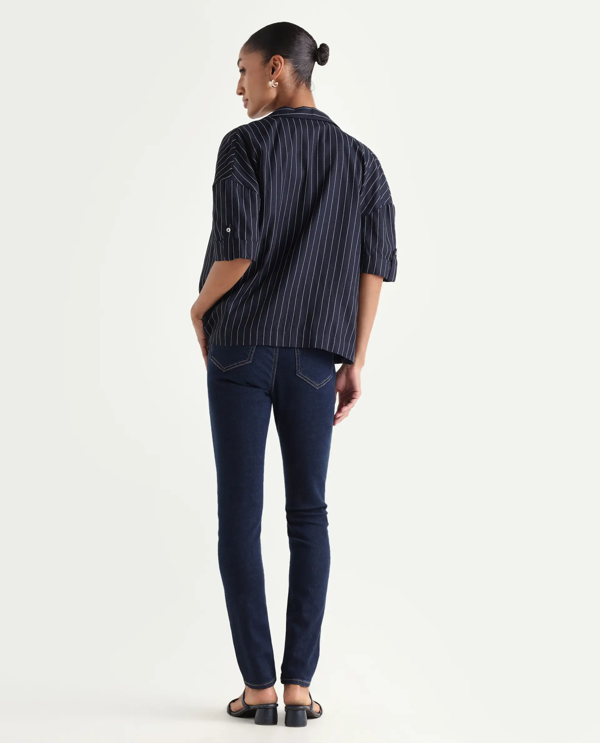 Rareism Women's Denyo Blue Cotton Blend Skinny Plain Jeans - Image 6