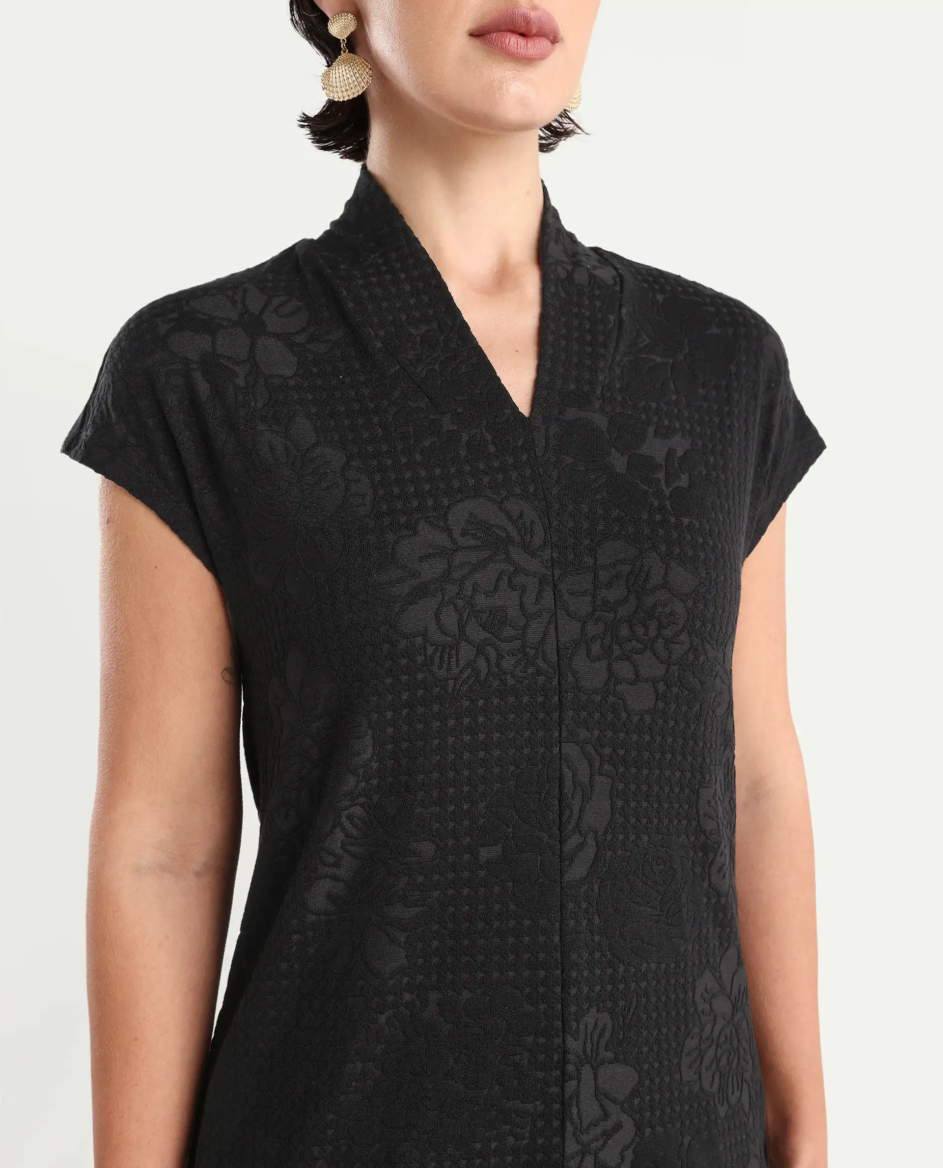Rareism Women's Deone Black Polyester Blend V-Neck Plain Extended Sleeves Regular Fit Top - Image 3