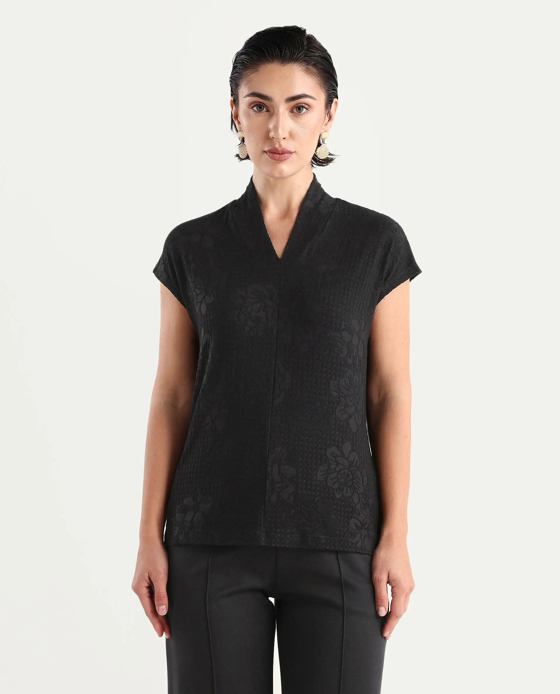 Rareism Women's Deone Black Polyester Blend V-Neck Plain Extended Sleeves Regular Fit Top - Image 4