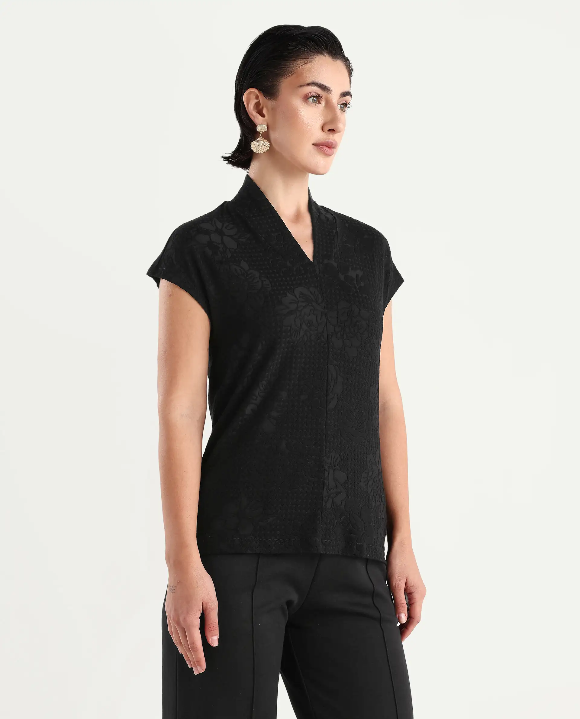 Rareism Women's Deone Black Polyester Blend V-Neck Plain Extended Sleeves Regular Fit Top - Image 6
