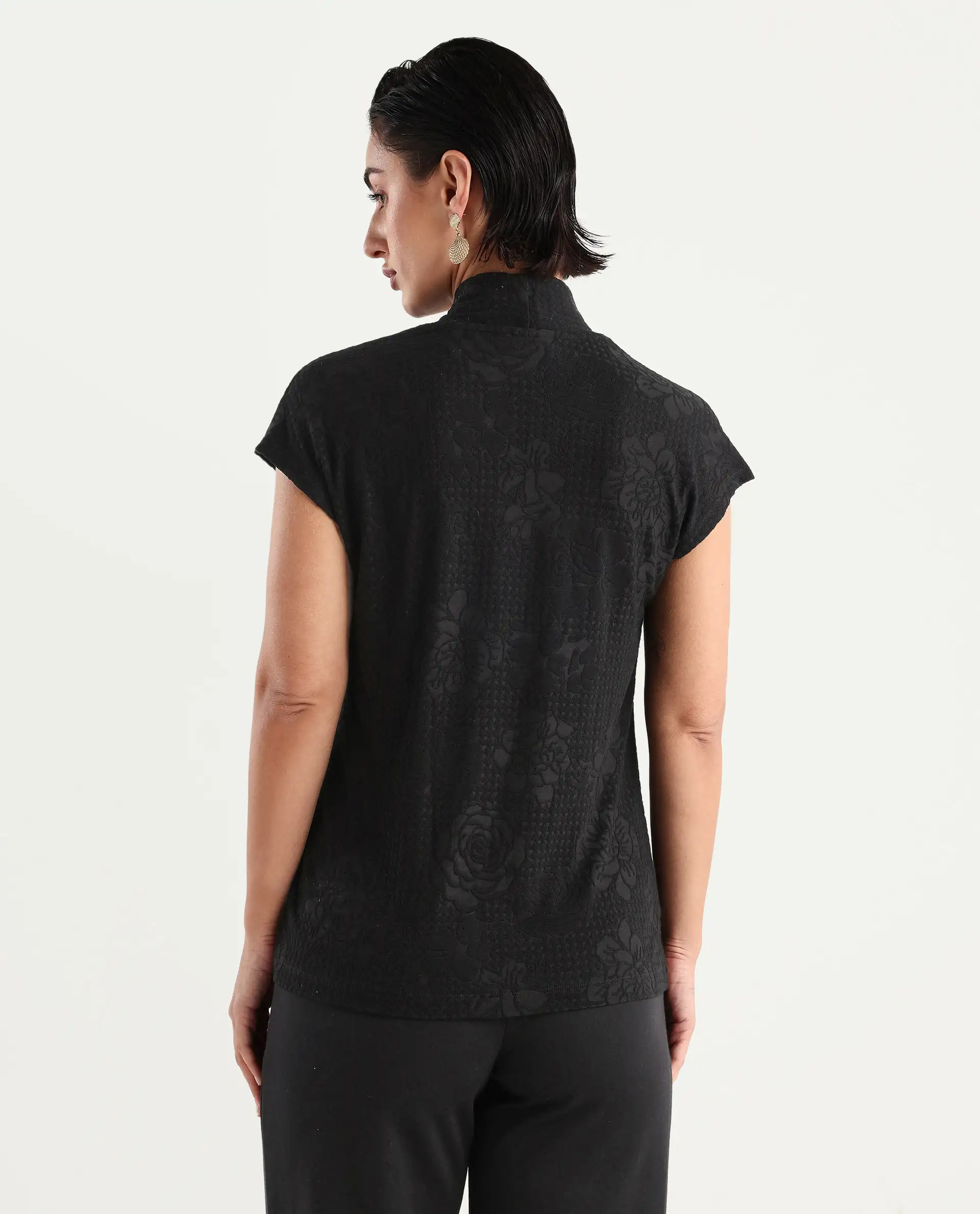 Rareism Women's Deone Black Polyester Blend V-Neck Plain Extended Sleeves Regular Fit Top - Image 7