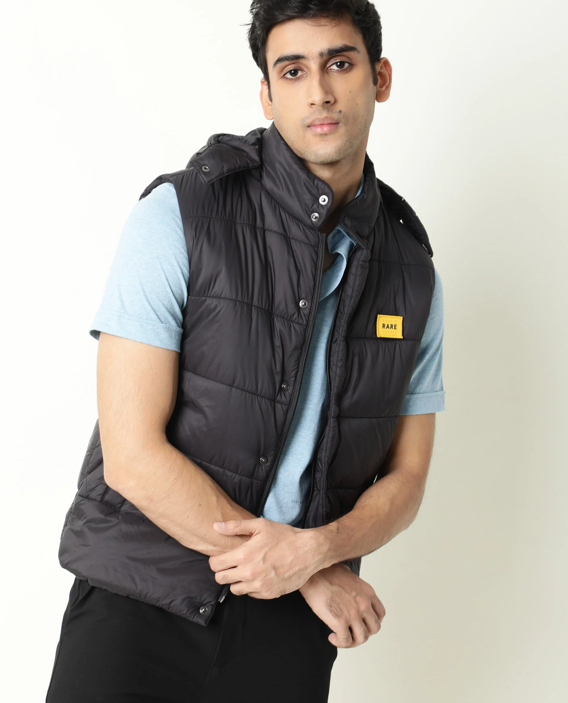 Rare Rabbit Men's Depot Black Nylon Plain Slim Fit Sleeveless Hooded Jacket - Image 6