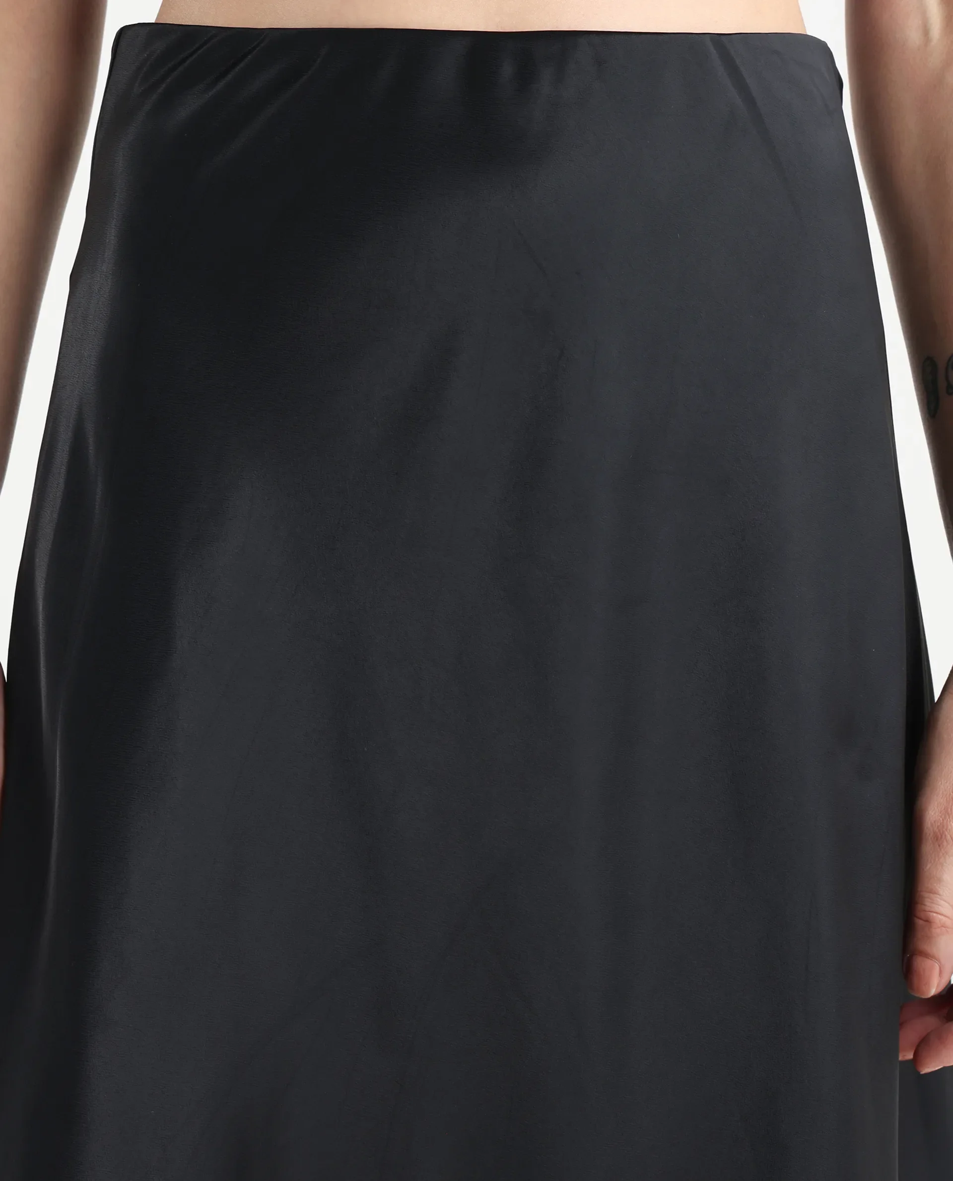 Rareism Women's Derep B Black Satin Plain Ankle Length Straight Fit Skirt - Image 4