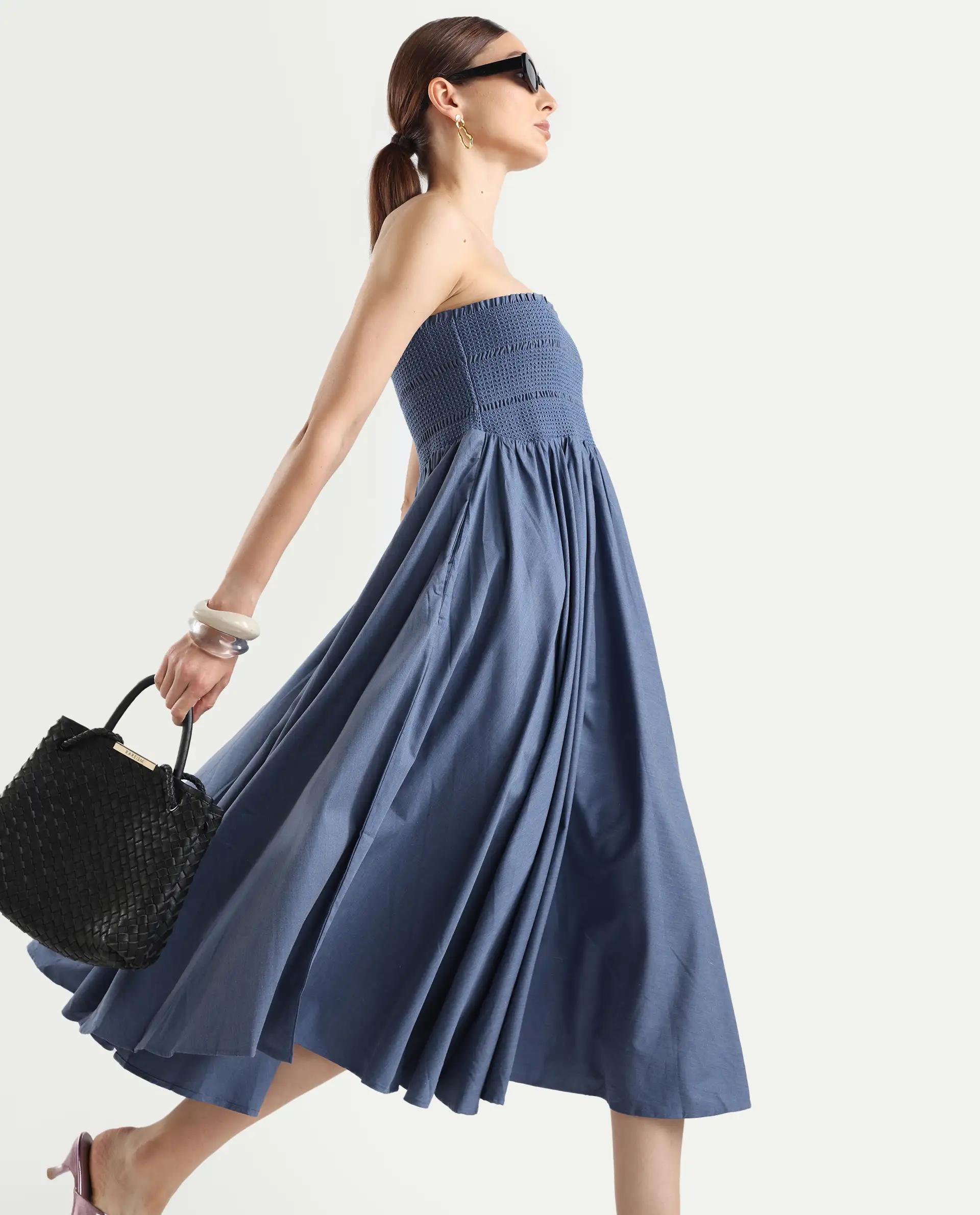 Rareism Women's Detreve Dark Blue Polyester Shoulder Strap Plain Sleeveless Midi Fit And Flare Dress - Image 2