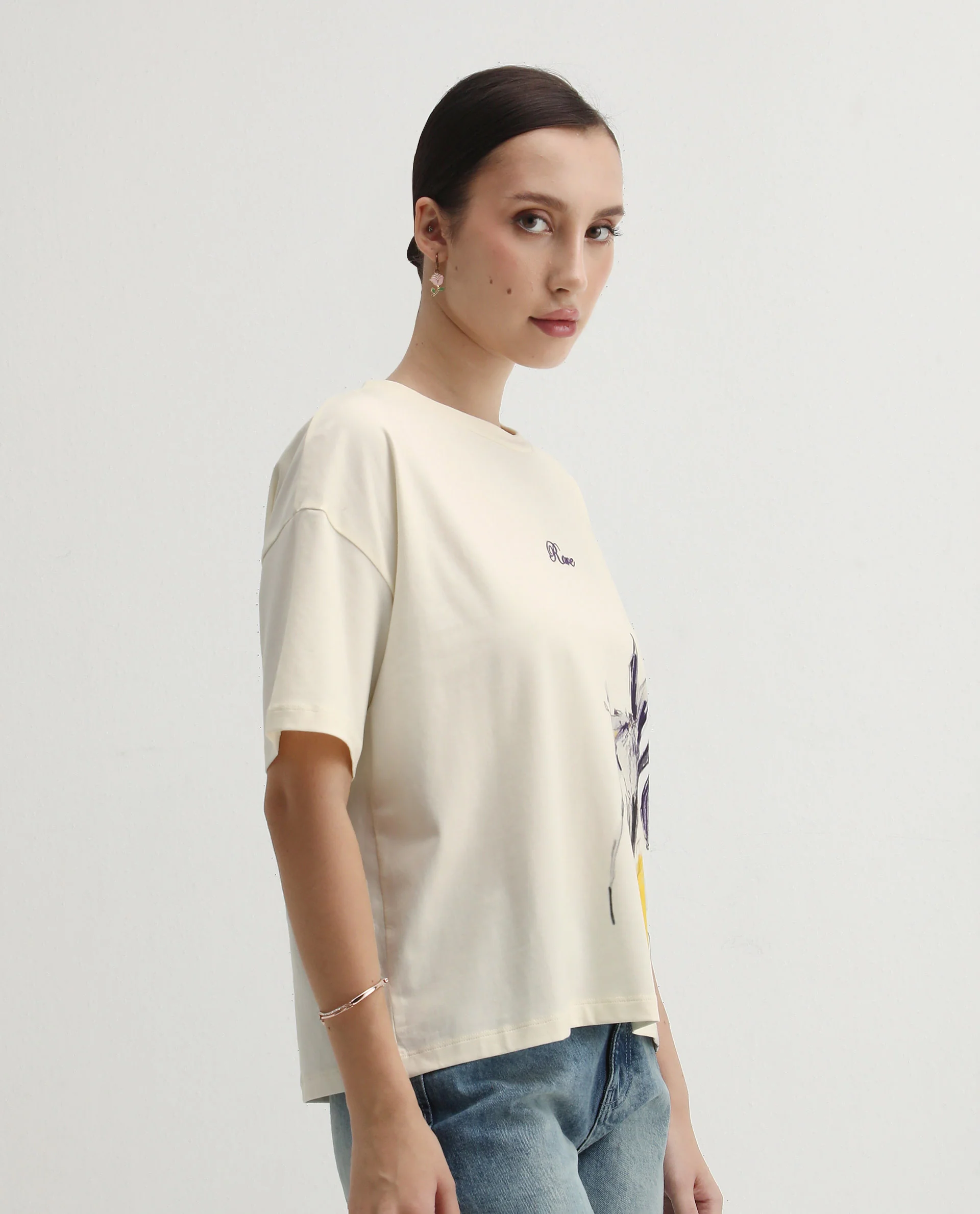 Rareism Women's Dewn Off White Cotton Blend Crew Neck Relaxed Fit T-Shirt - Image 5