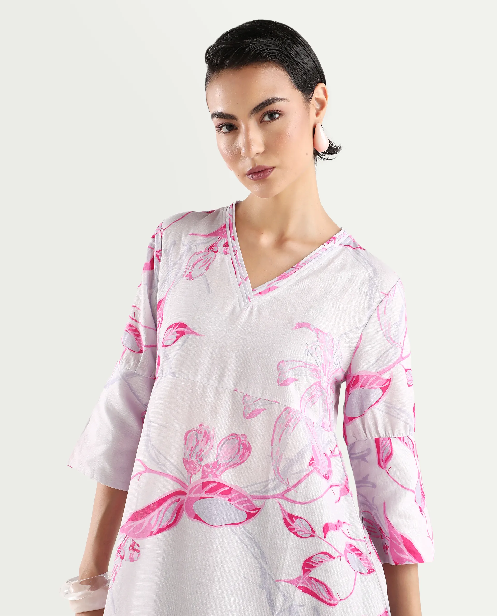 Rareism Women's Dherry Pastel Purple Linen V-Neck Paisley Print Midi Regular Fit Dress - Image 4