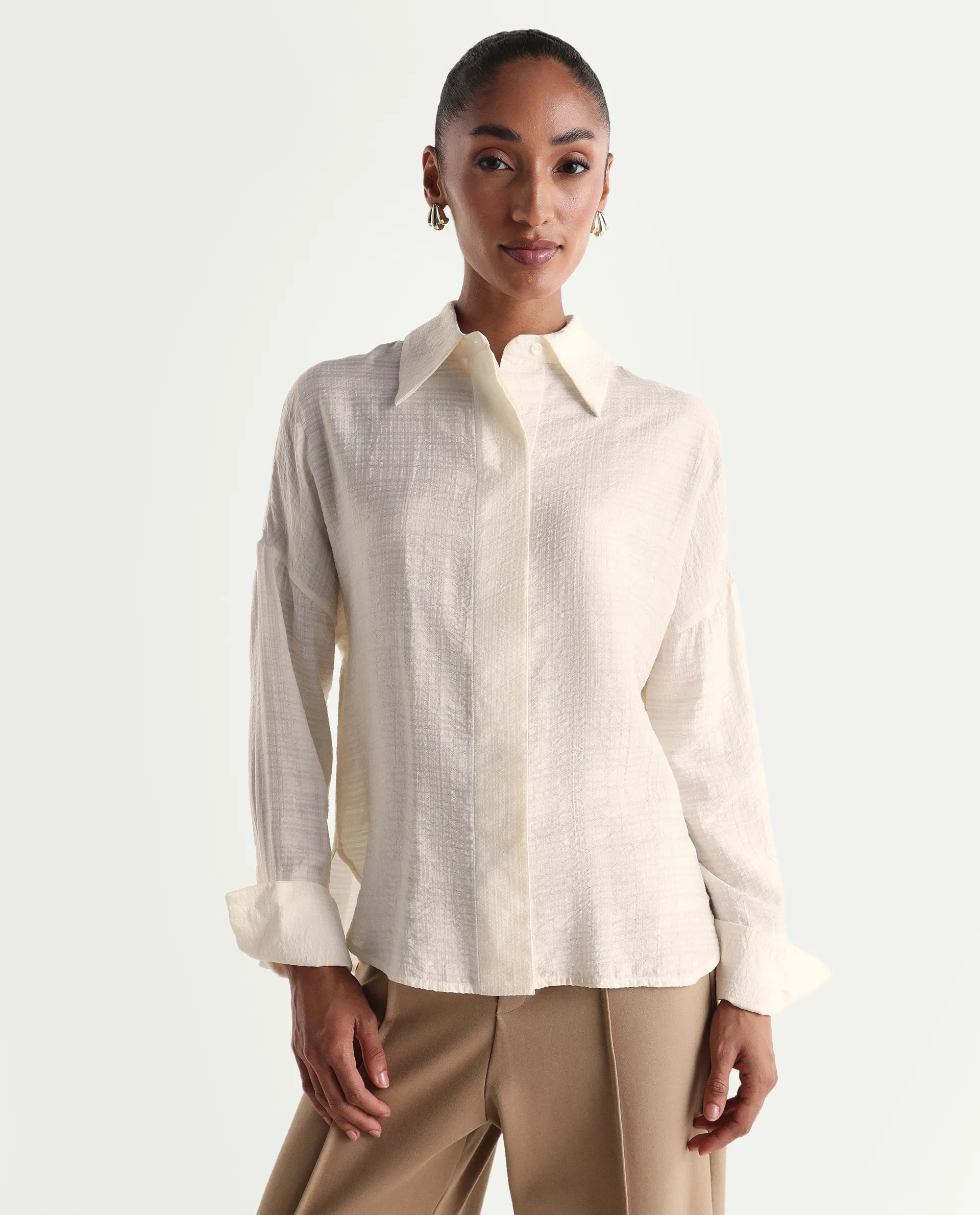 Rareism Women's Diri Off White Viscose Blend Full Sleeve Spread Collar Button Oversized Plain Shirt - Image 3