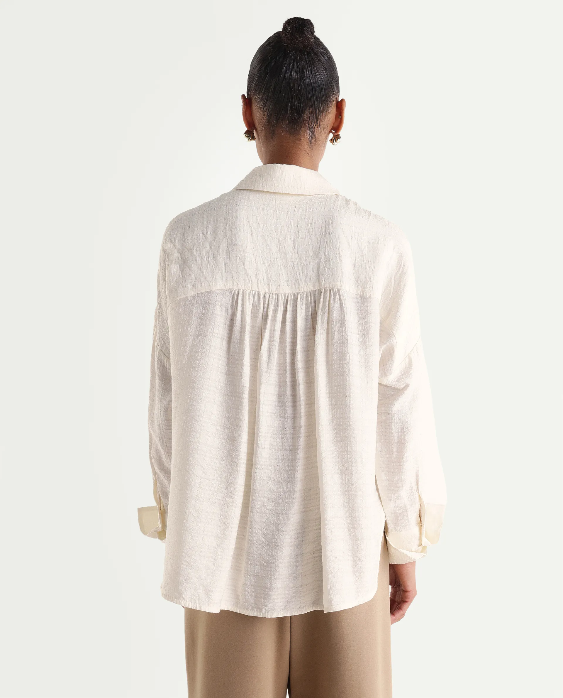 Rareism Women's Diri Off White Viscose Blend Full Sleeve Spread Collar Button Oversized Plain Shirt - Image 6