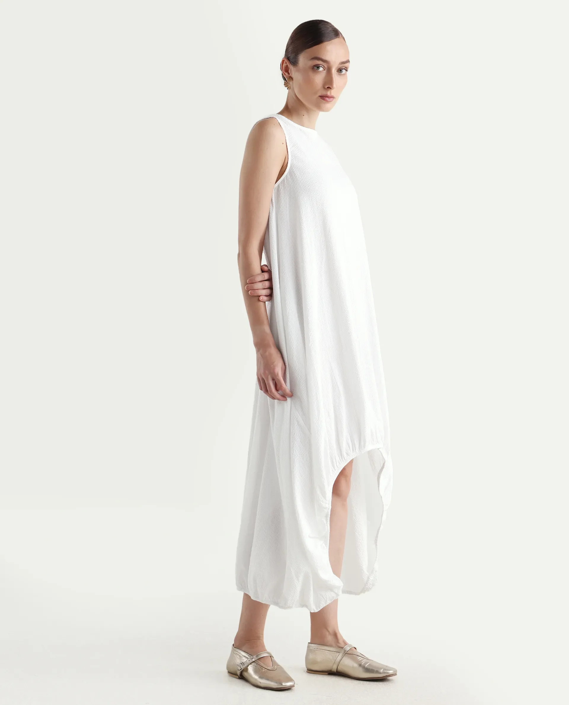 Rareism Women's Divan White Cotton Crew Neck Plain Sleeveless Midi Balloon Dress - Image 7