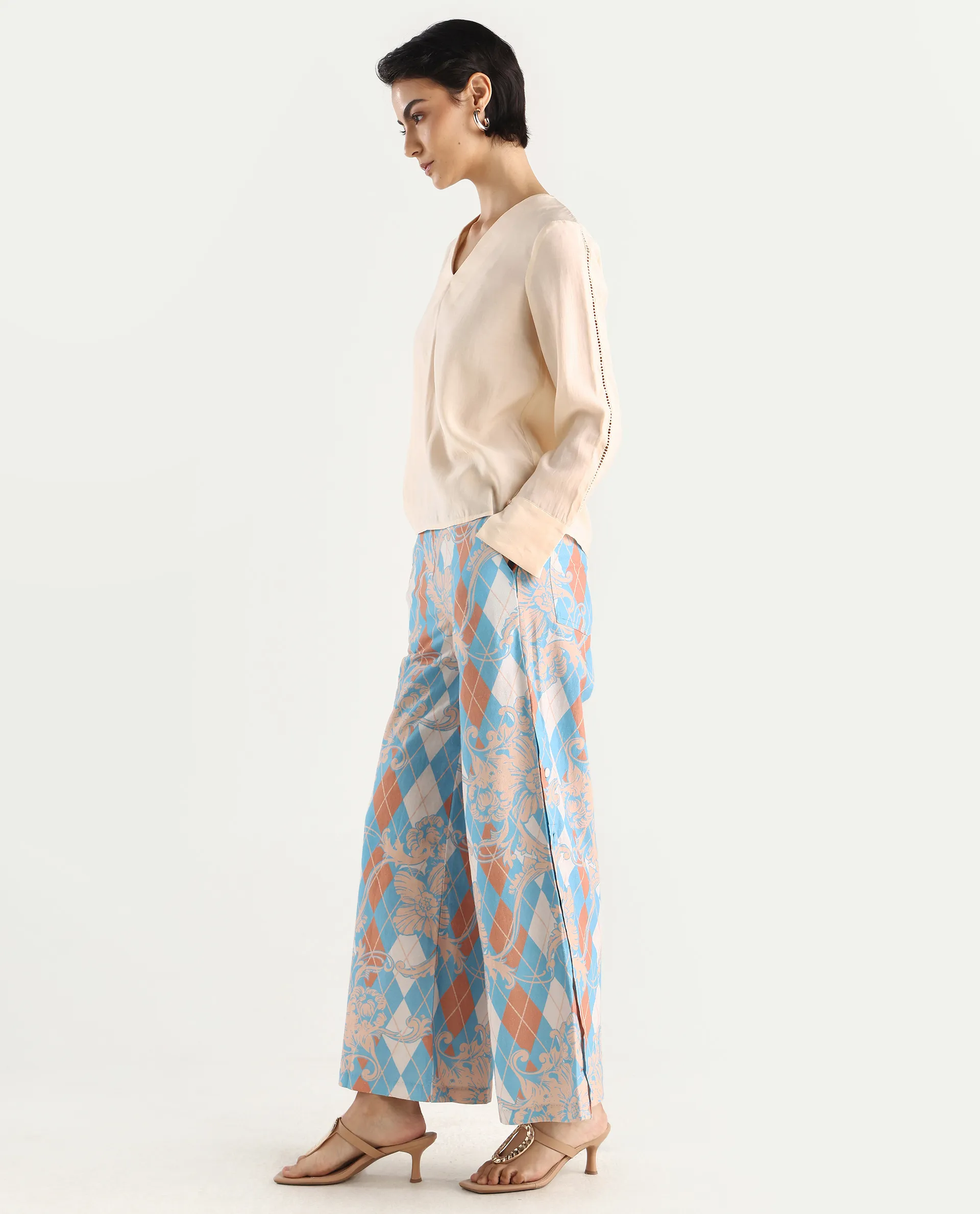 Rareism Women's Diyan Light Multi Polyester Geometric Print Ankle Length Wide Trouser - Image 6