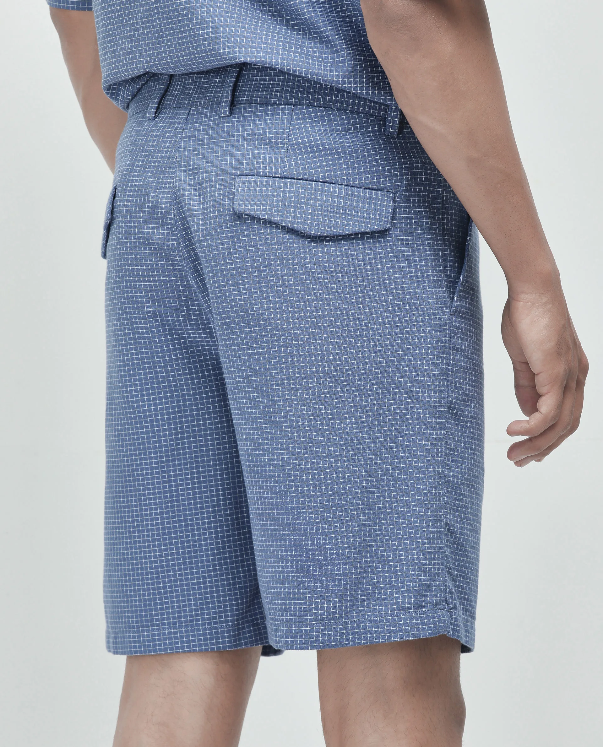 Rare Rabbit Men's Dorn Blue Cotton Checked Print Relaxed Fit Shorts - Image 10