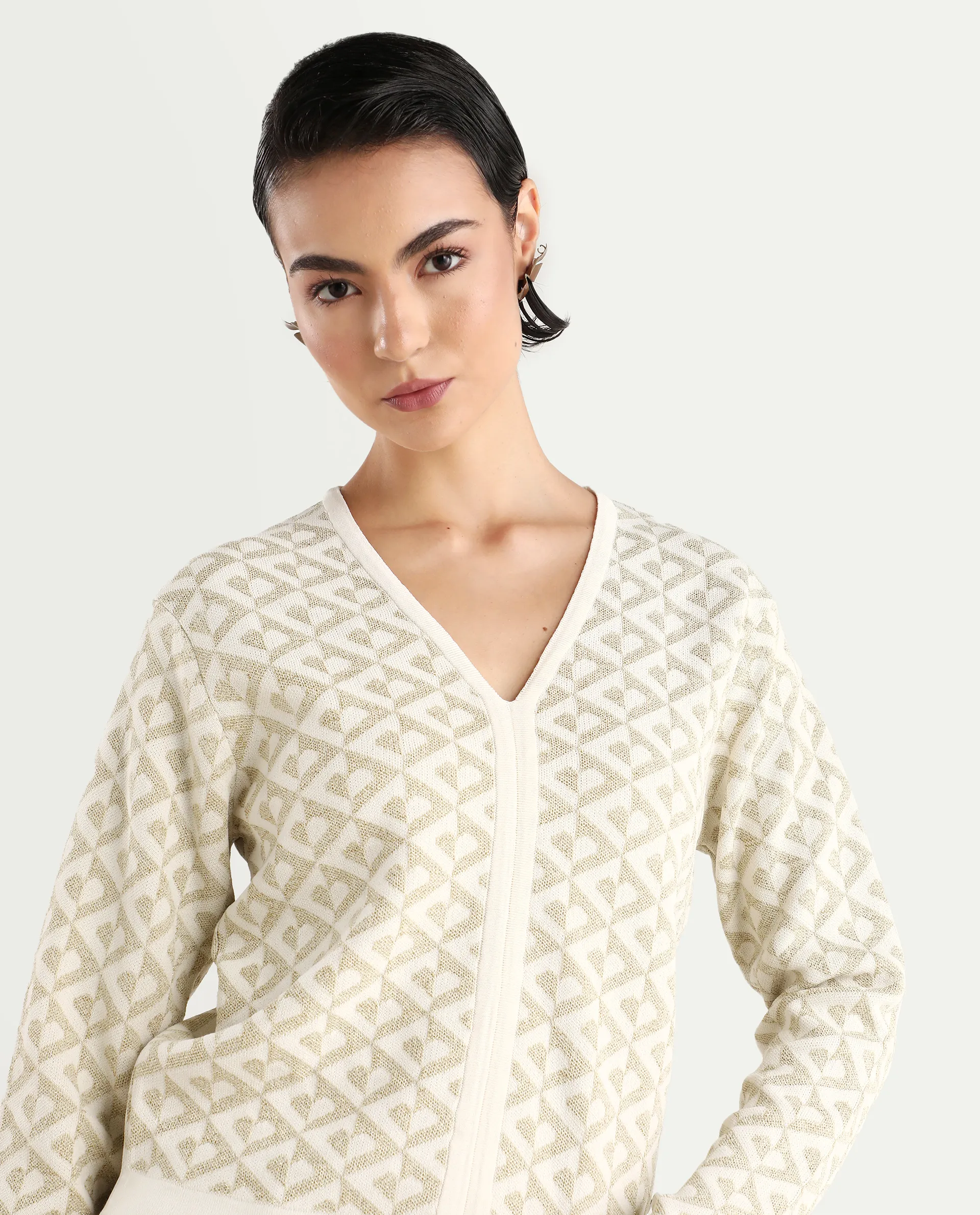 Rareism Women's Dortyol Off White Viscose V-Neck Geometric Print Regular Fit Sweater - Image 4