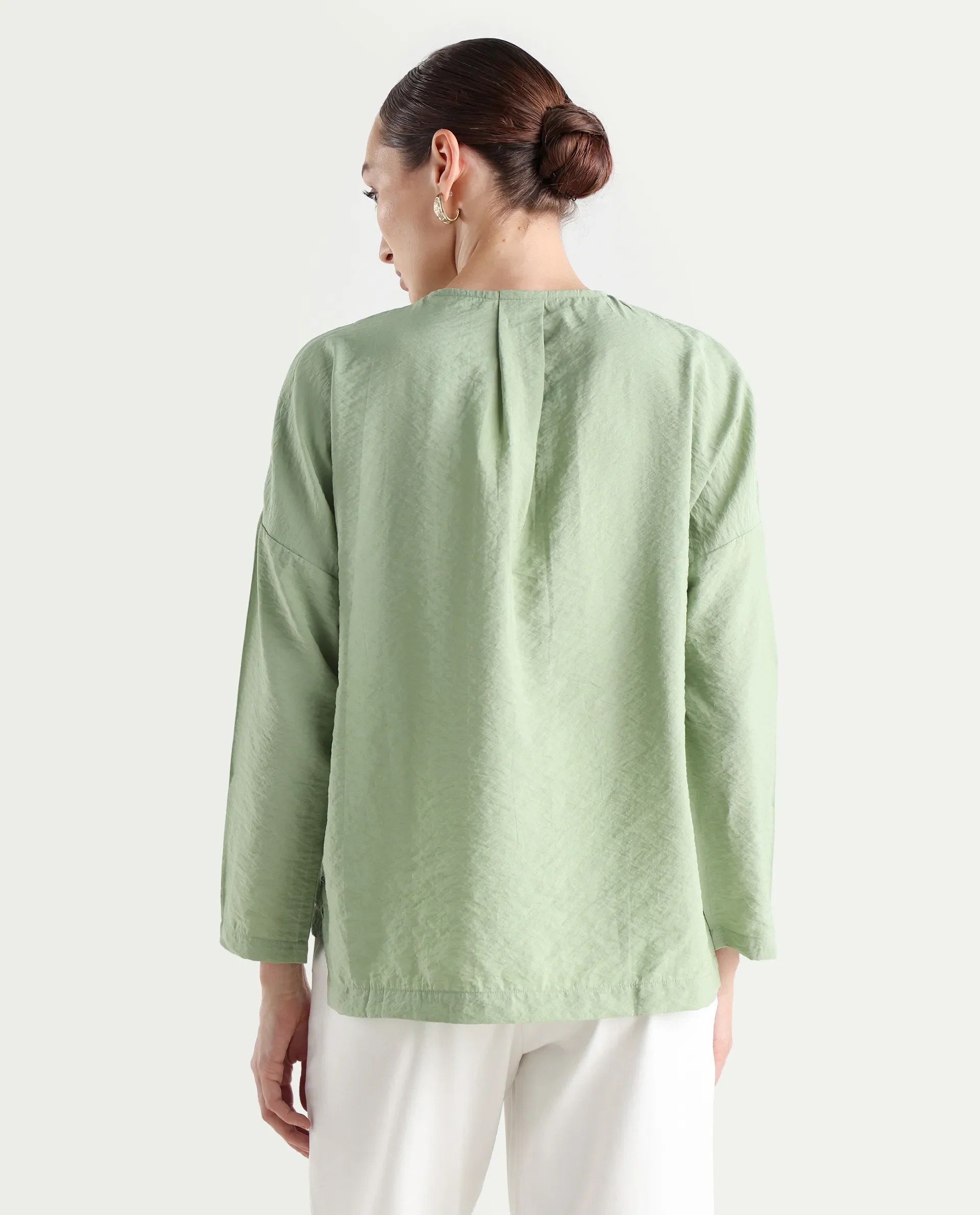 Rareism Women's Drap Green Nylon Blend Lapel Neck Plain Relaxed Fit Top - Image 8