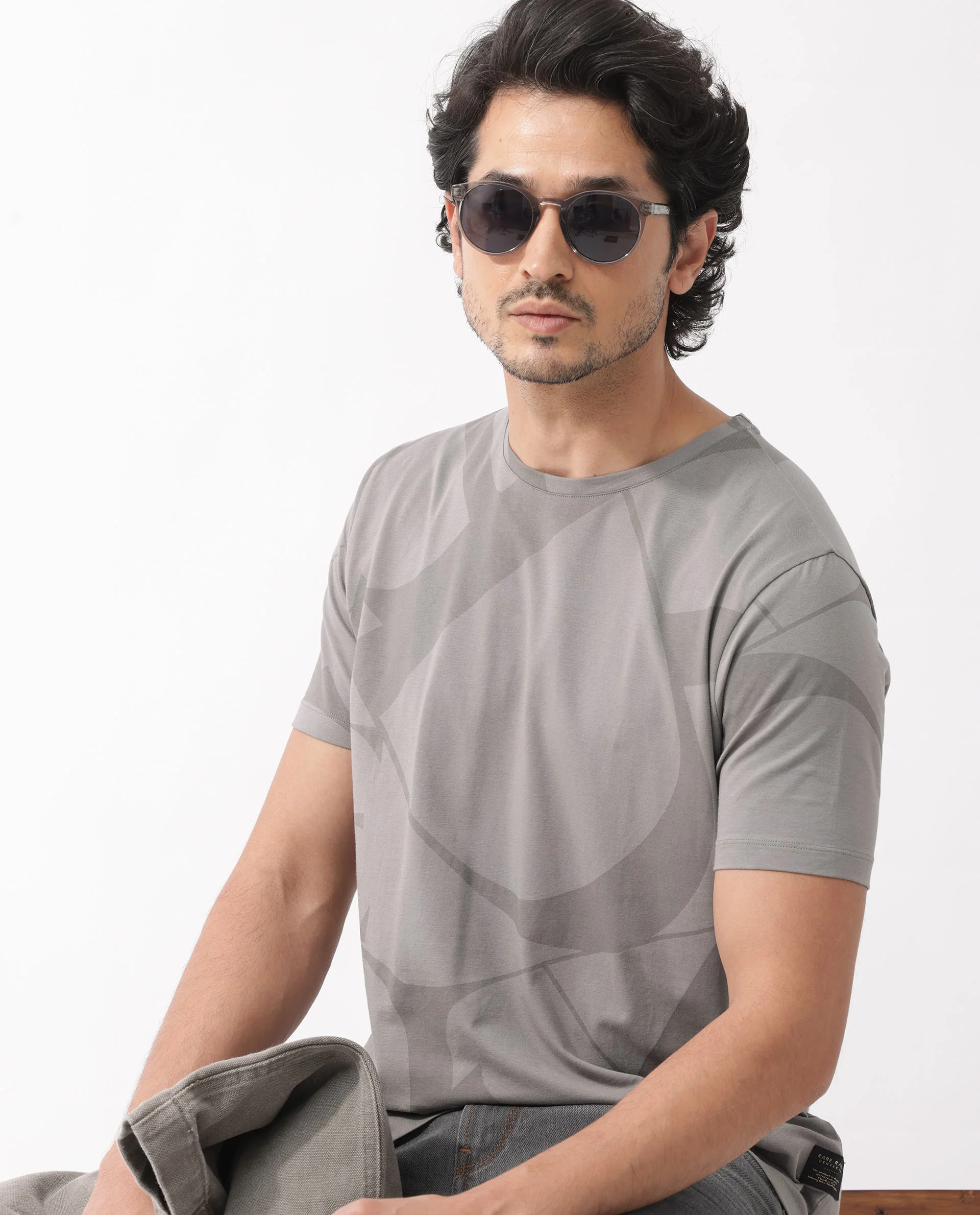 Rare Rabbit Articale Mens Drew Grey Cotton Lycra Fabric Short Sleeve Crew Neck Slim Fit Printed T-Shirt - Image 3