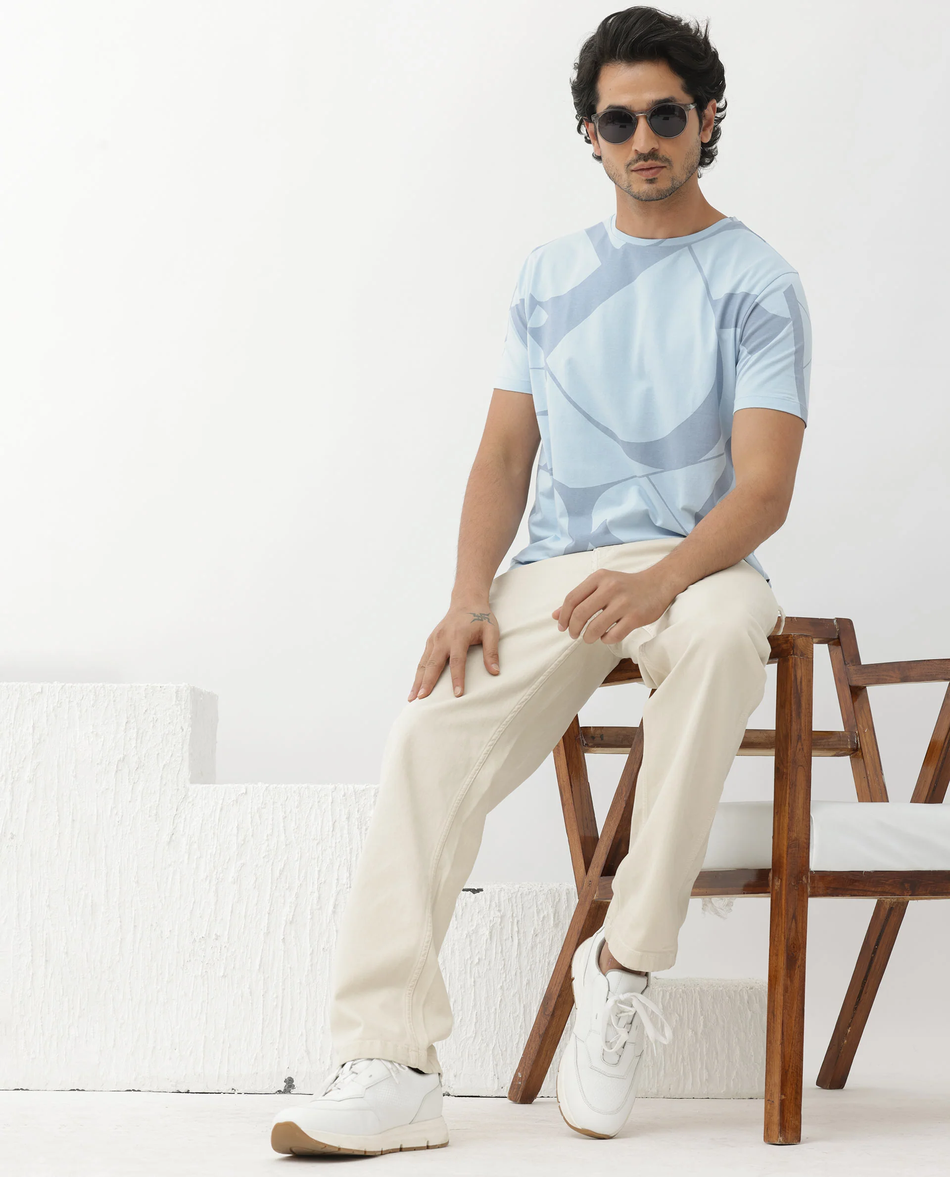 Rare Rabbit Articale Mens Drew Light Blue Cotton Lycra Fabric Short Sleeve Crew Neck Slim Fit Printed T-Shirt - Image 2