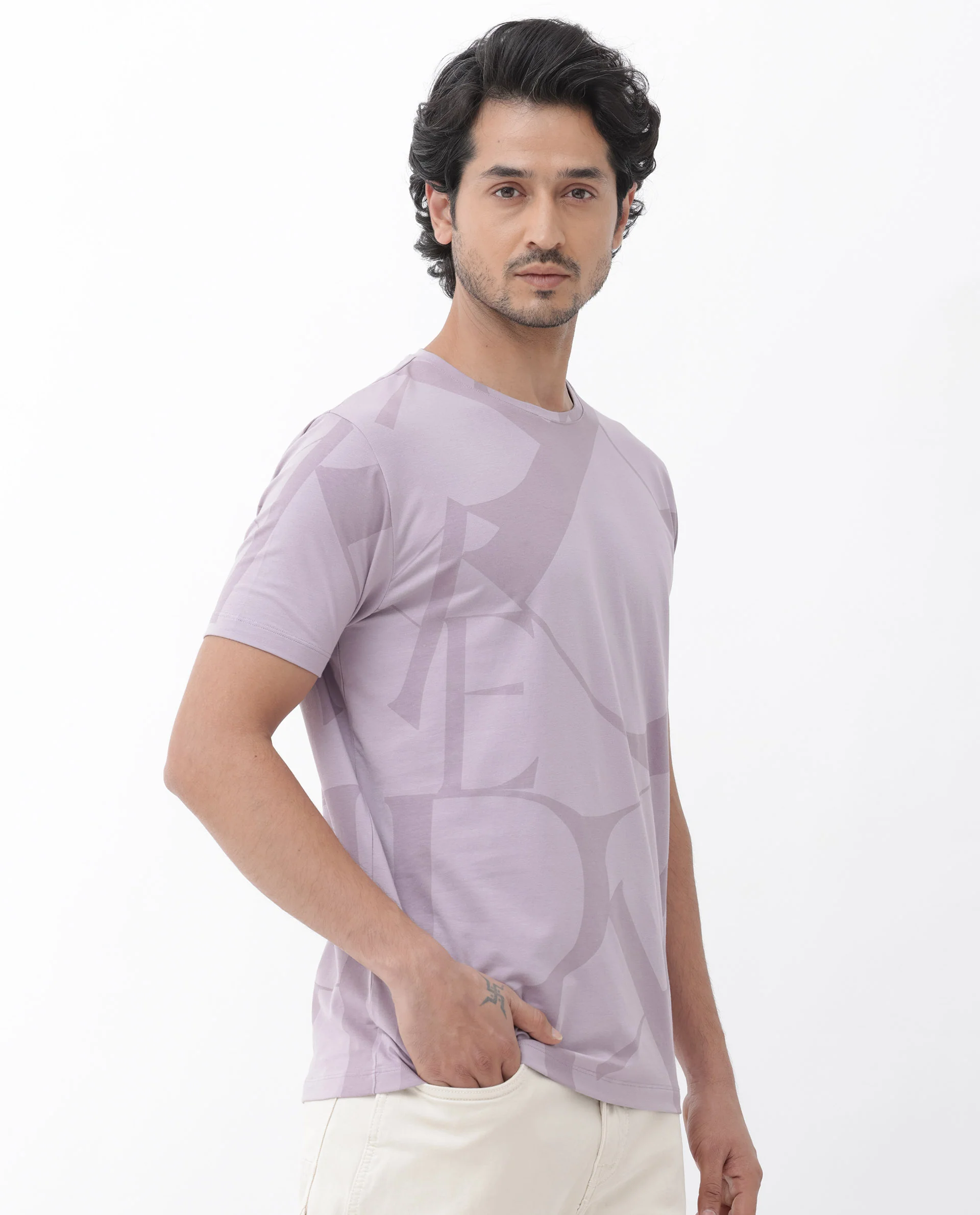 Rare Rabbit Articale Mens Drew Light Purple Cotton Lycra Fabric Short Sleeve Crew Neck Slim Fit Printed T-Shirt - Image 6