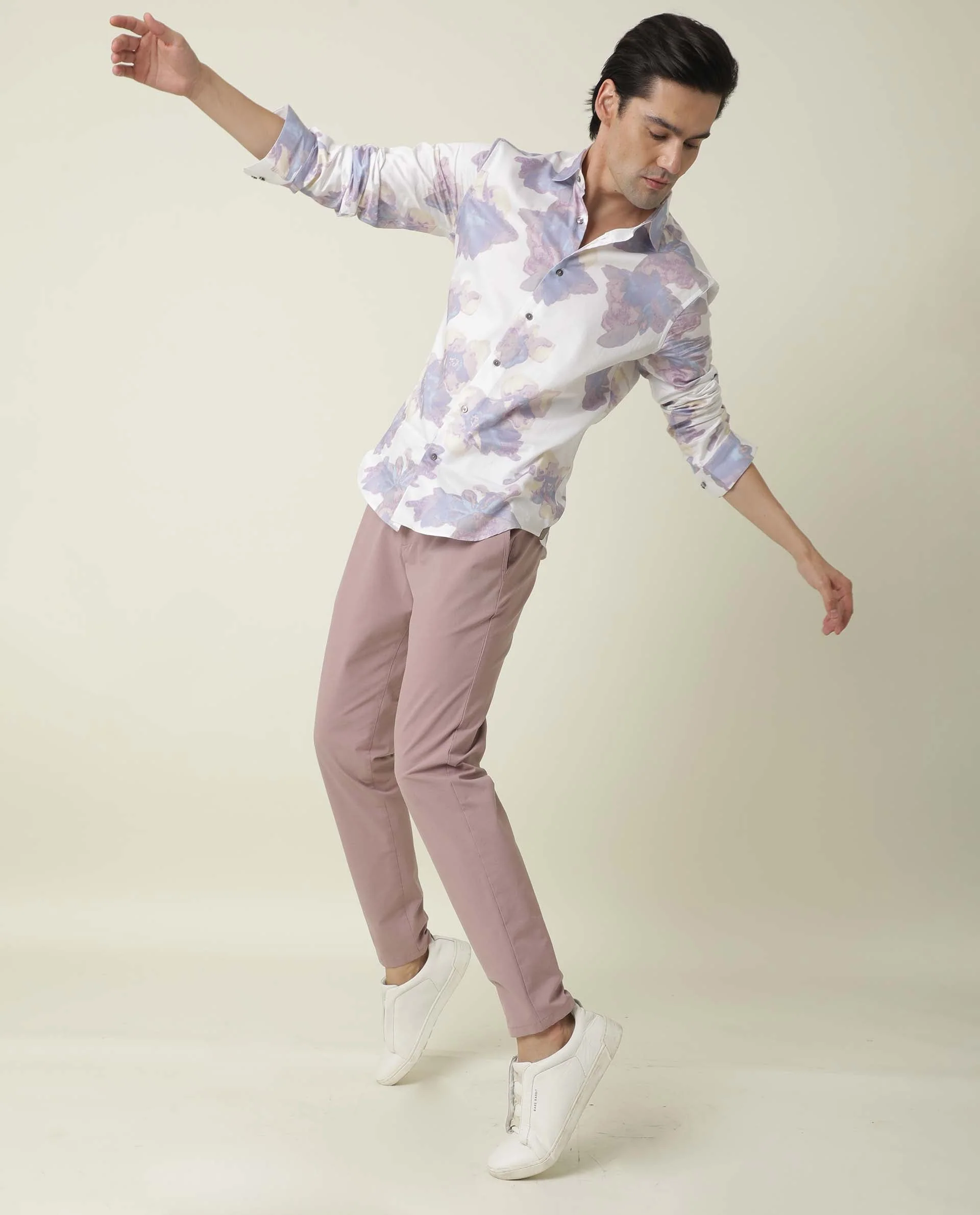 Rare Rabbit Men's Driver Pink Polyester Blend Plain Regular Fit Trouser - Image 9
