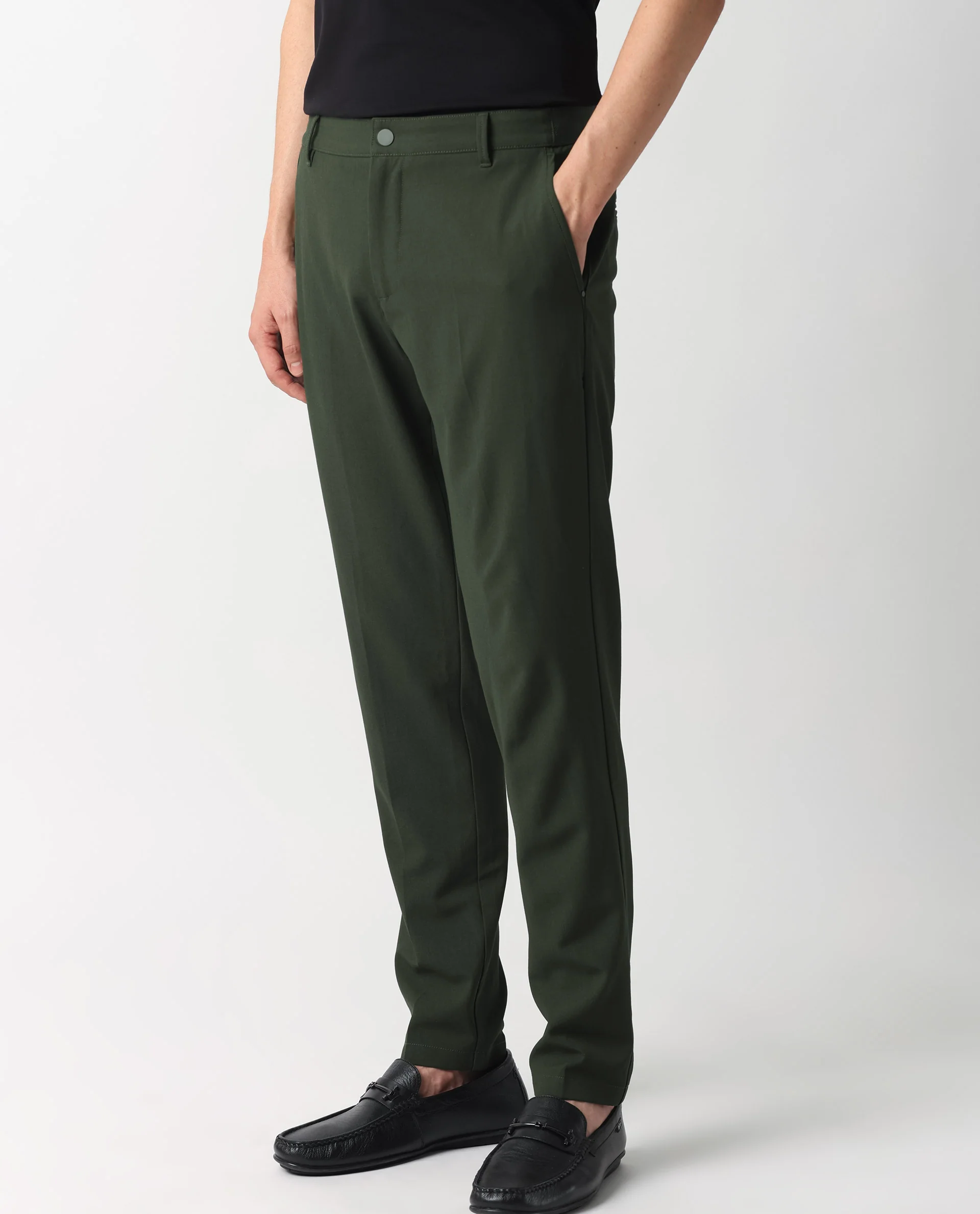 Rare Rabbit Men's Drivers Olive Polyester Blend Plain Regular Fit Trouser - Image 8