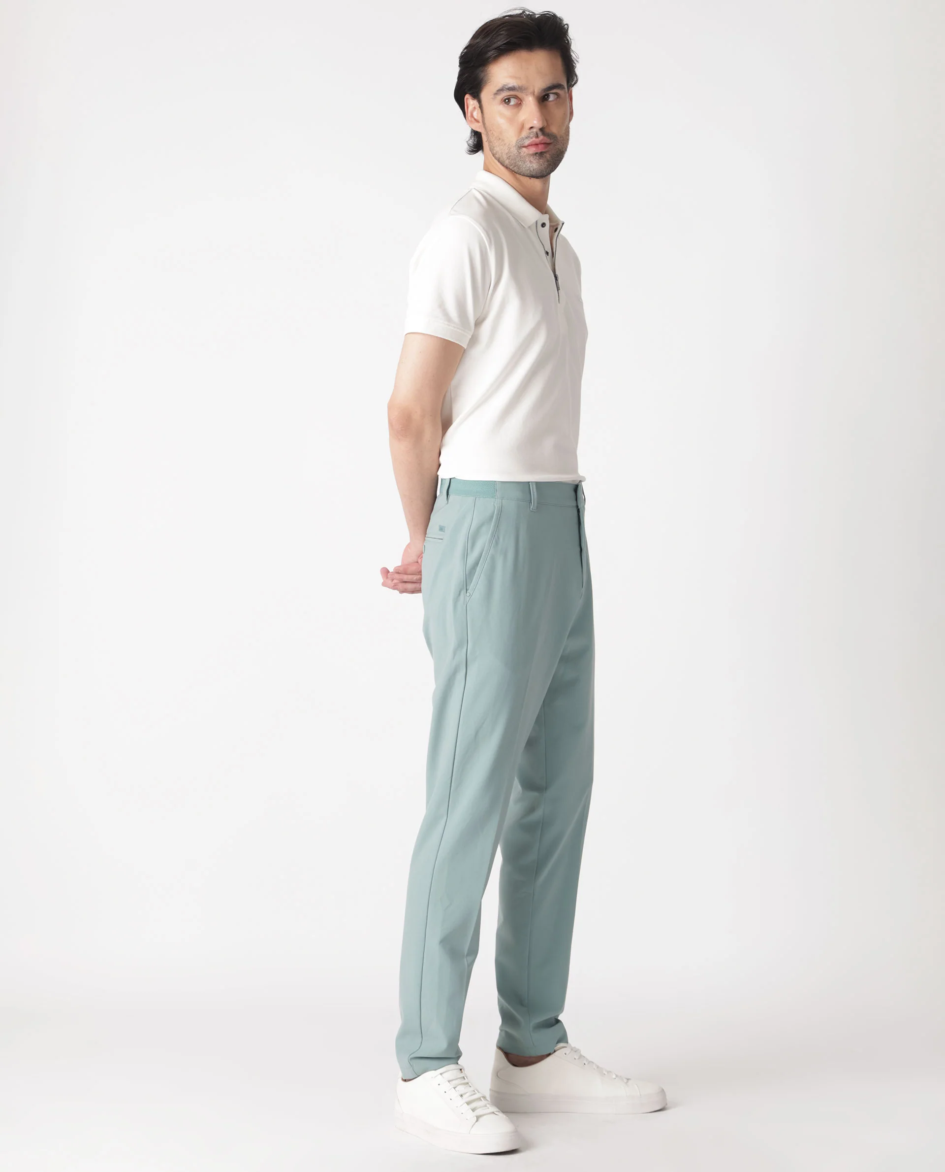 Rare Rabbit Men's Drivers Pastel Green Polyester Blend Plain Regular Fit Trouser - Image 7