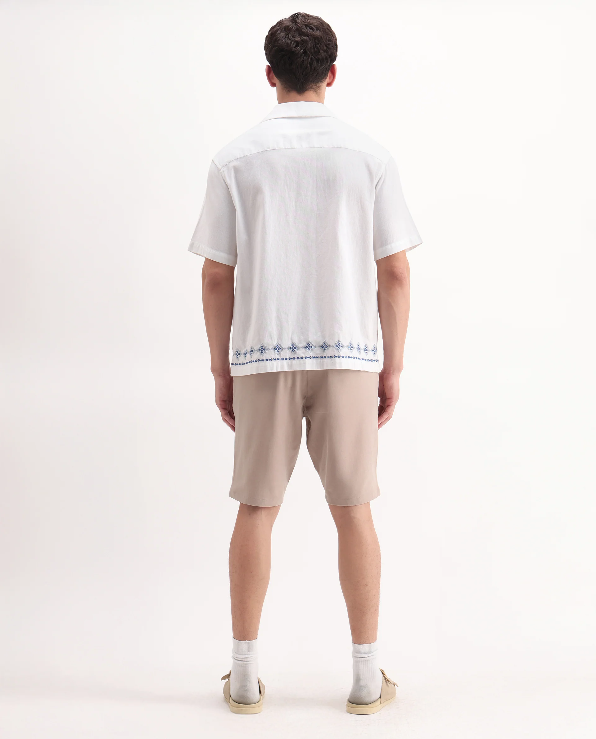 Rare Rabbit Men's Drivo Peach Polyester Blend Plain Regular Fit Shorts - Image 10