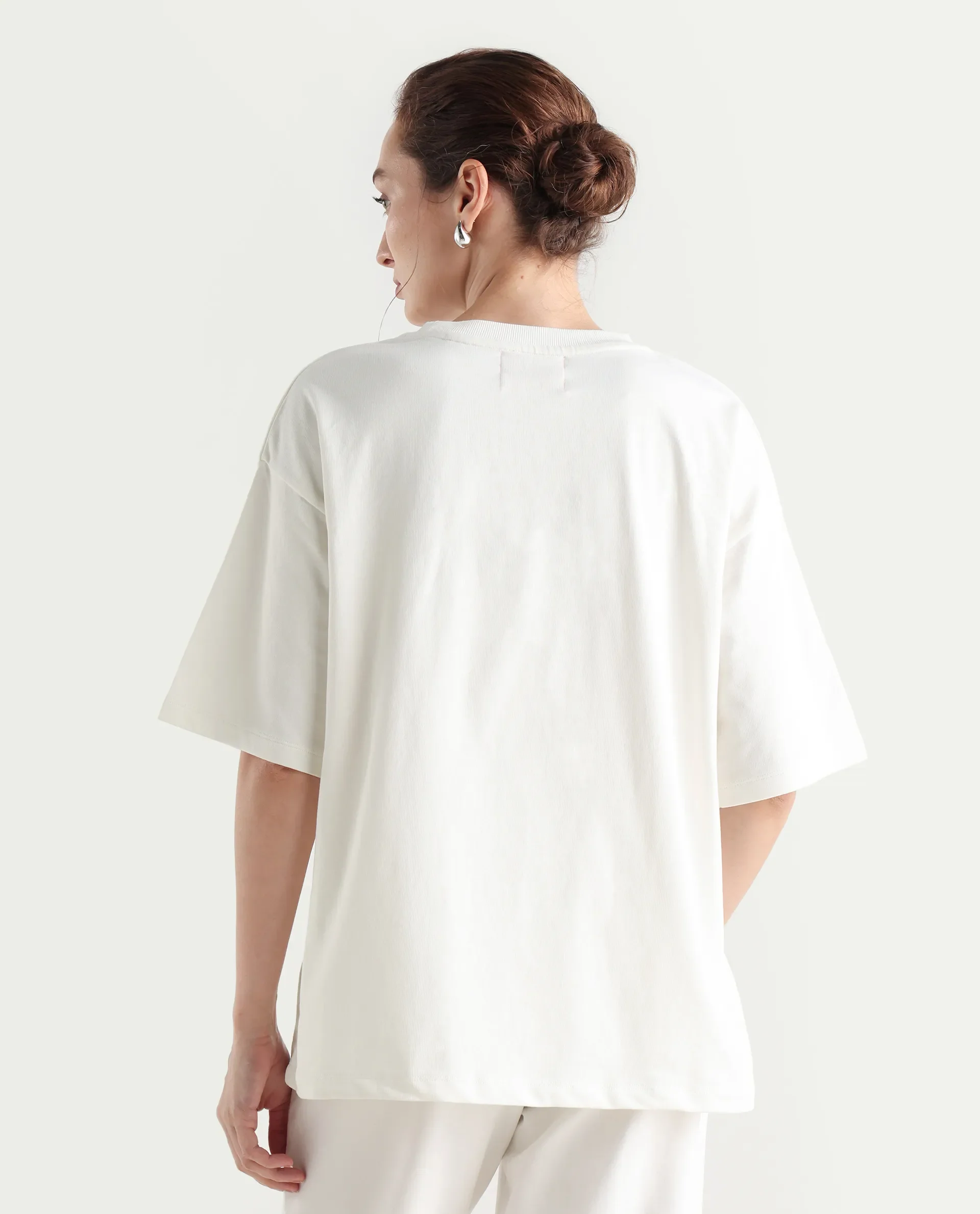 Rareism Women's Droako Off White Cotton Graphic Print Oversized T-Shirt - Image 9