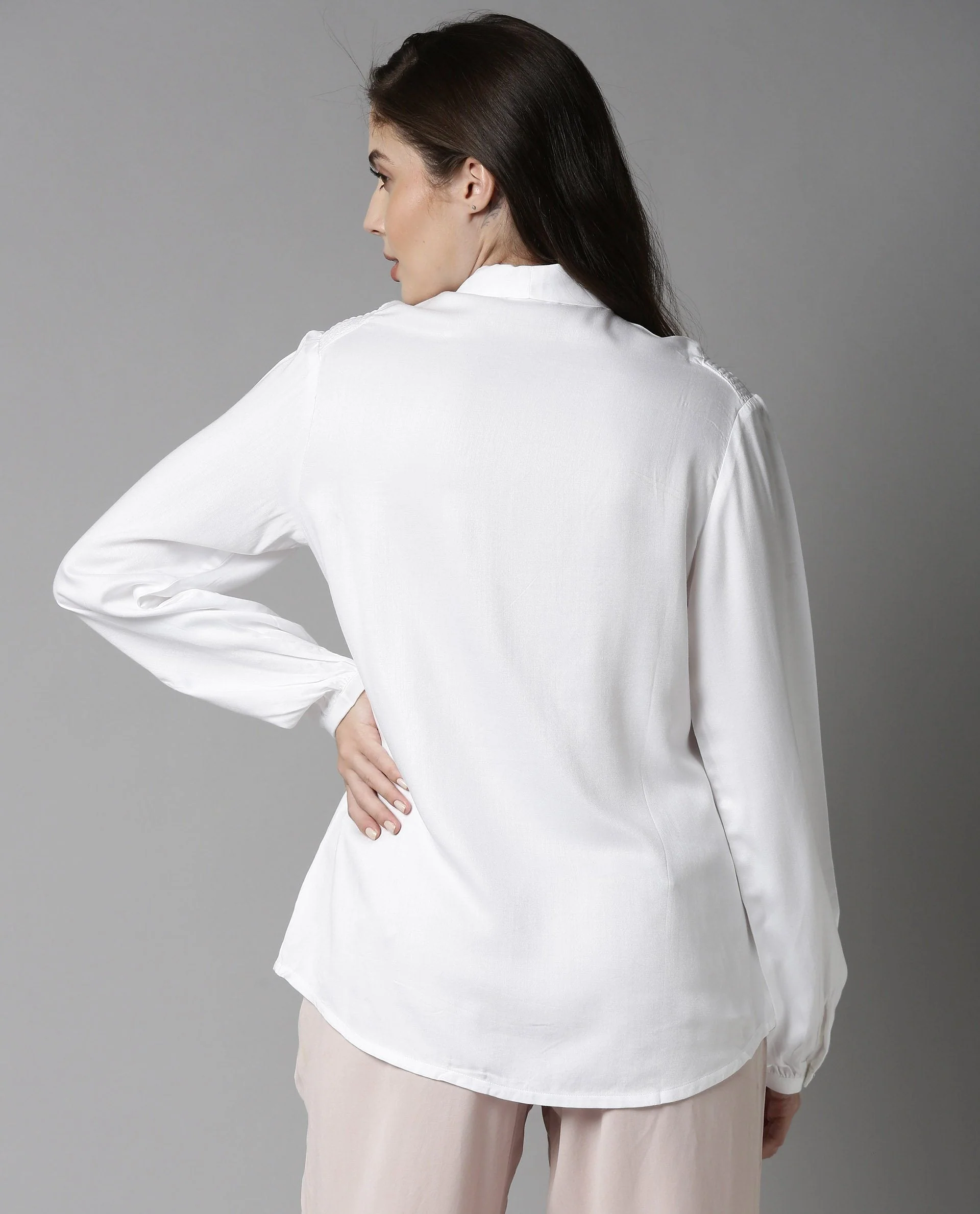 Rareism Women Drone White Top Full Sleeves Solid - Image 3
