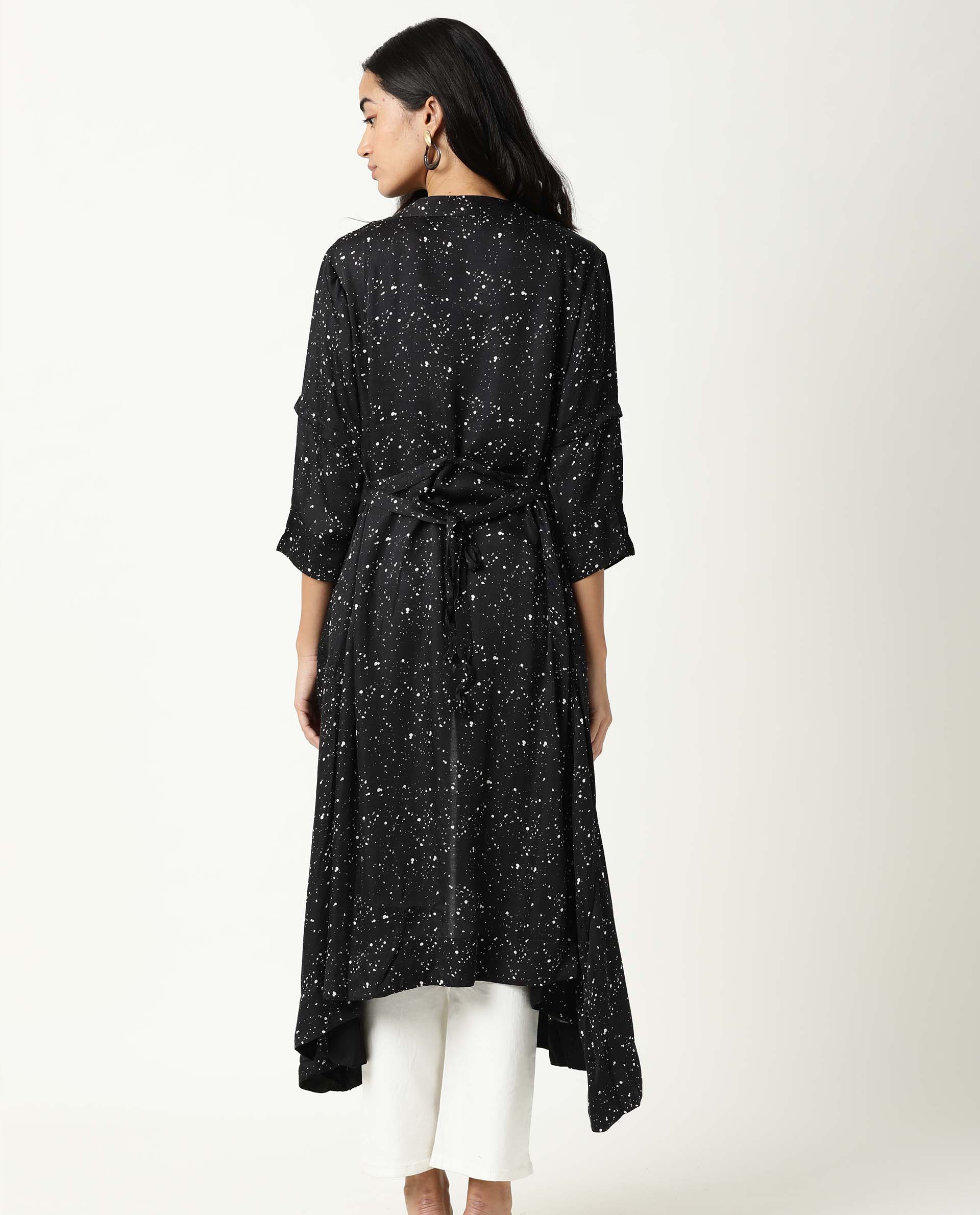 Rareism Women Dune Black Overlayer Short Sleeves Printed - Image 4