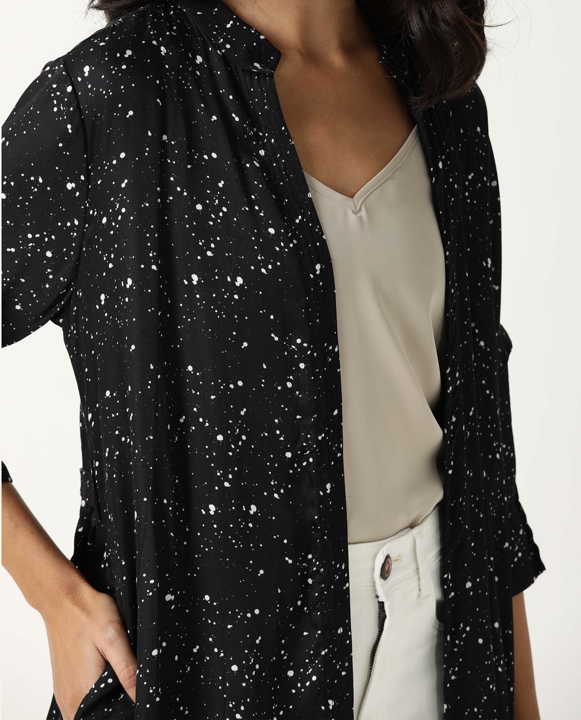 Rareism Women Dune Black Overlayer Short Sleeves Printed - Image 5