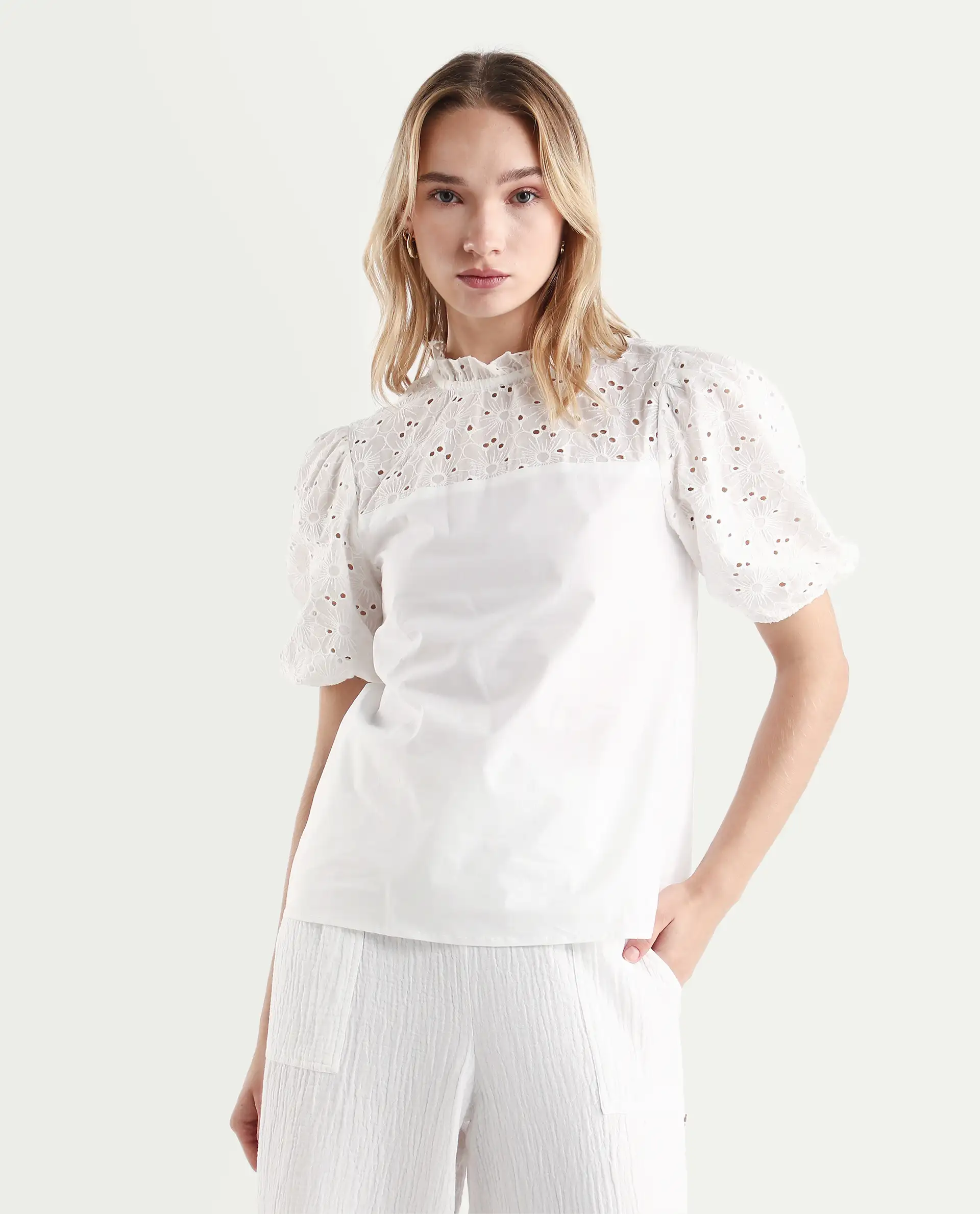Rareism Women's Dunzon White Cotton Sweetheart Neck Plain Puff Sleeves Regular Fit Top - Image 3