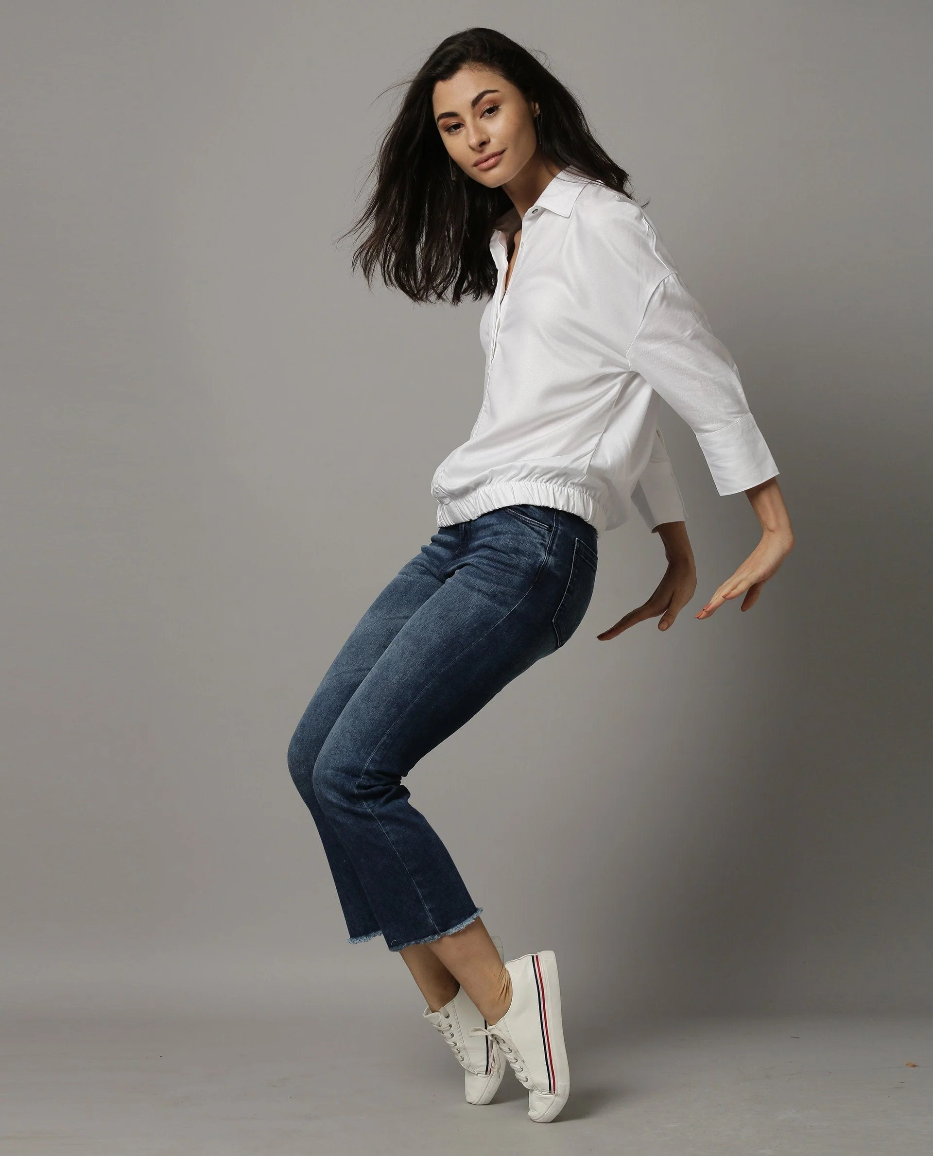 Rareism Women Dupe White Top Short Sleeves Solid - Image 9