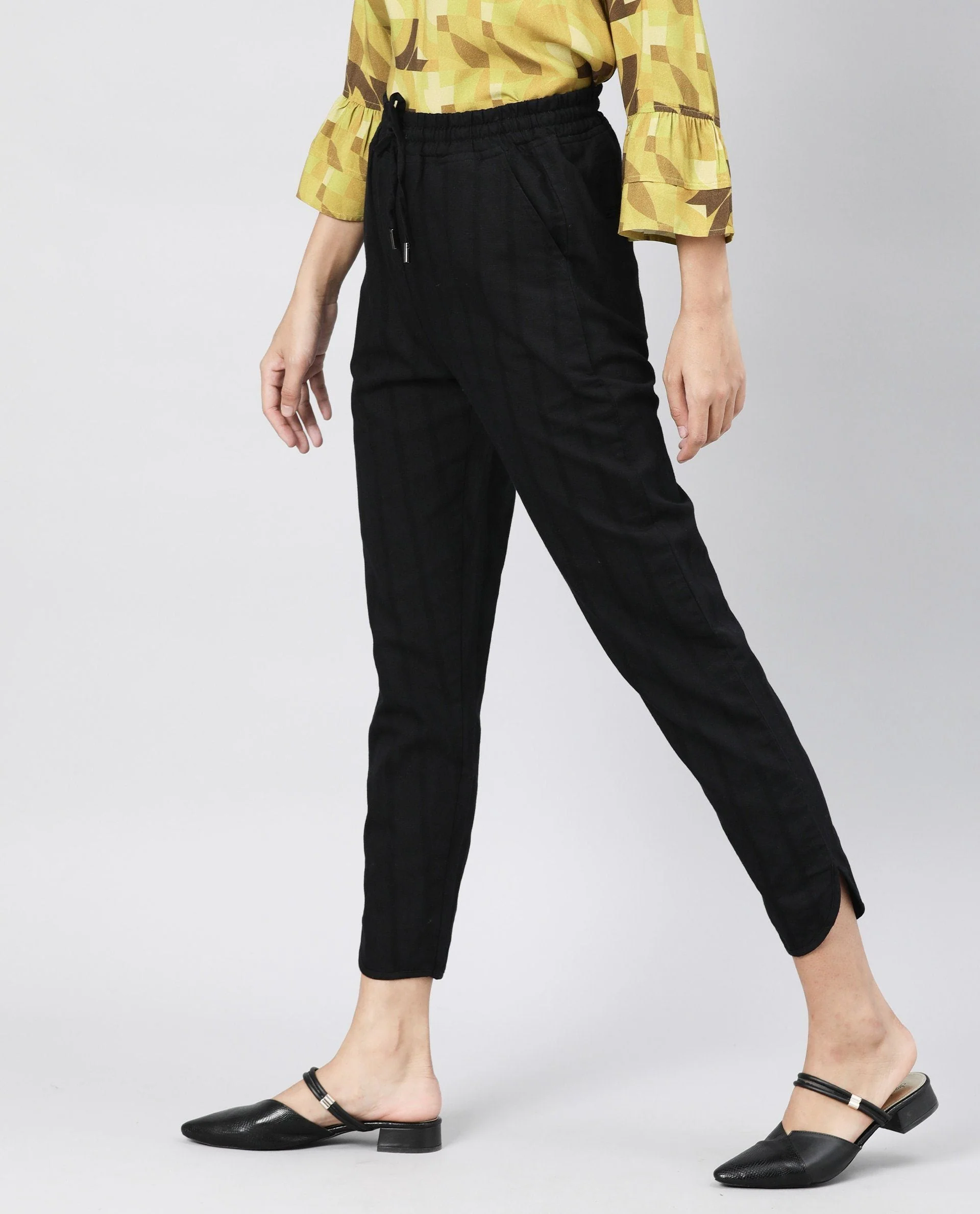 Rareism Womens Dusto Black Trouser Cotton Linen Fabric Ankle Length Regular Fit Elasticated Waistband - Image 4