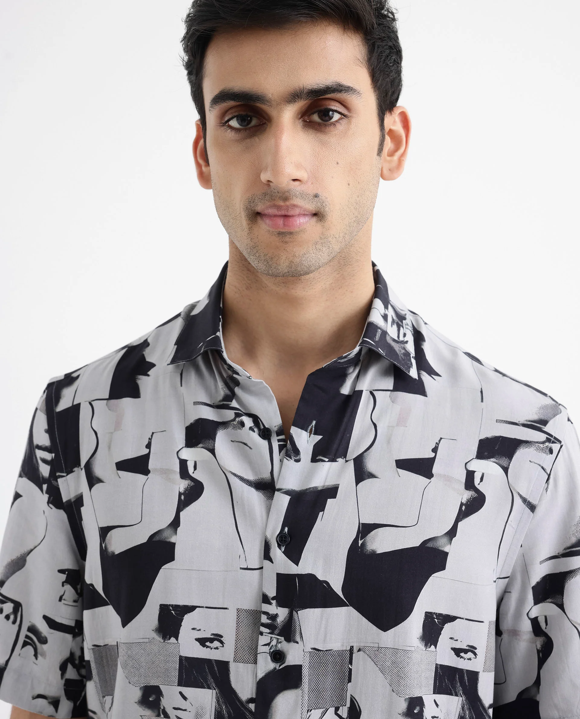 Rare Rabbit Men's Duval Ss Grey Viscose Abstract Print Boxy Fit Half Sleeve Collared Shirt - Image 5