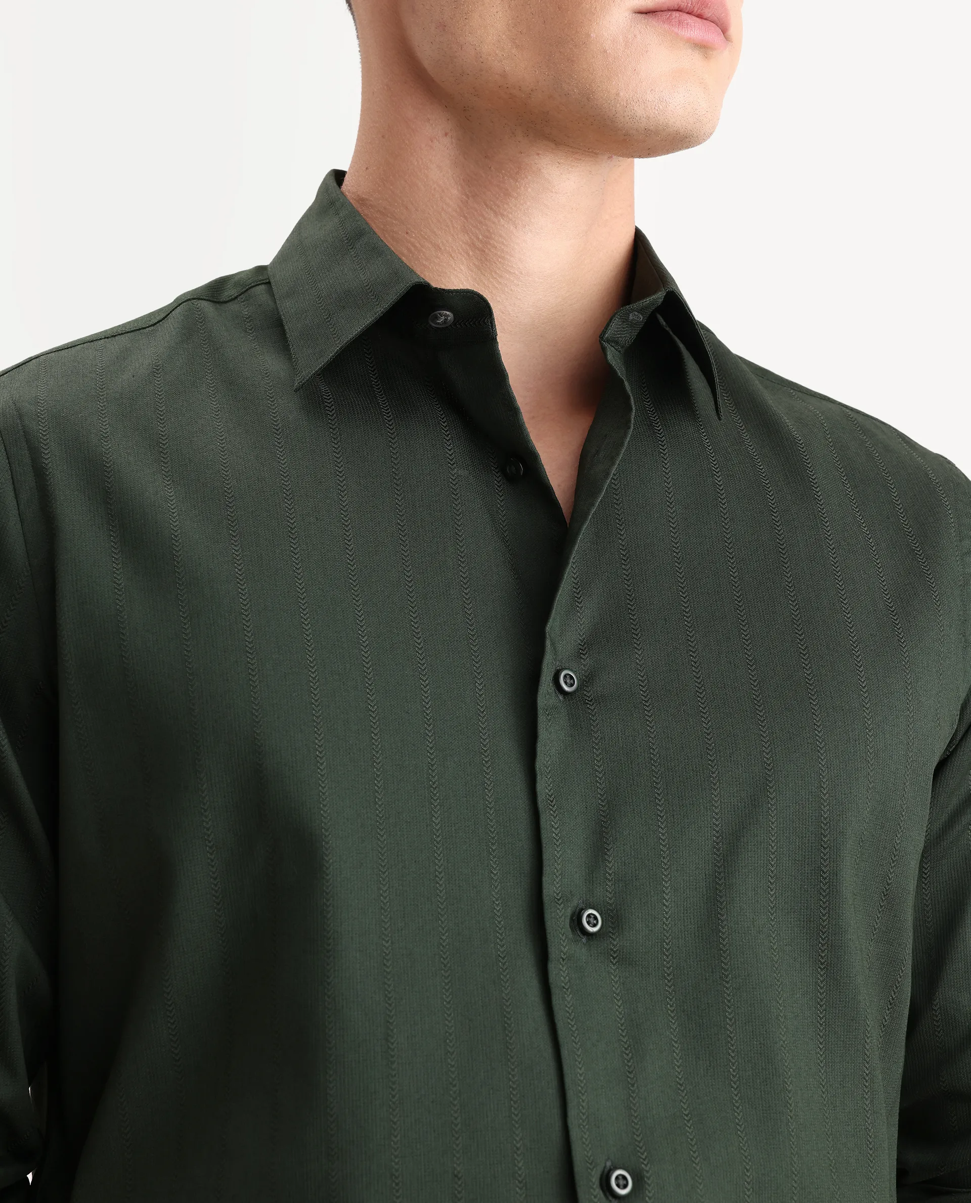Rare Rabbit Men's Dyke Dark Green Cotton Blend Fabric Spread Collar Regular Fit Striped Shirt - Image 3